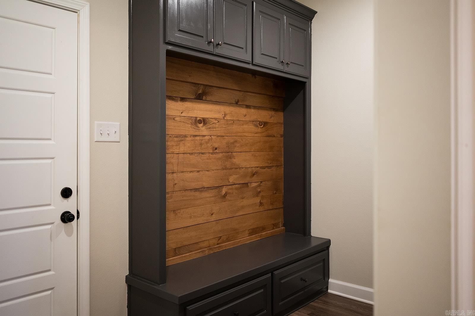 HIDDEN VALLEY ESTATES - Residential