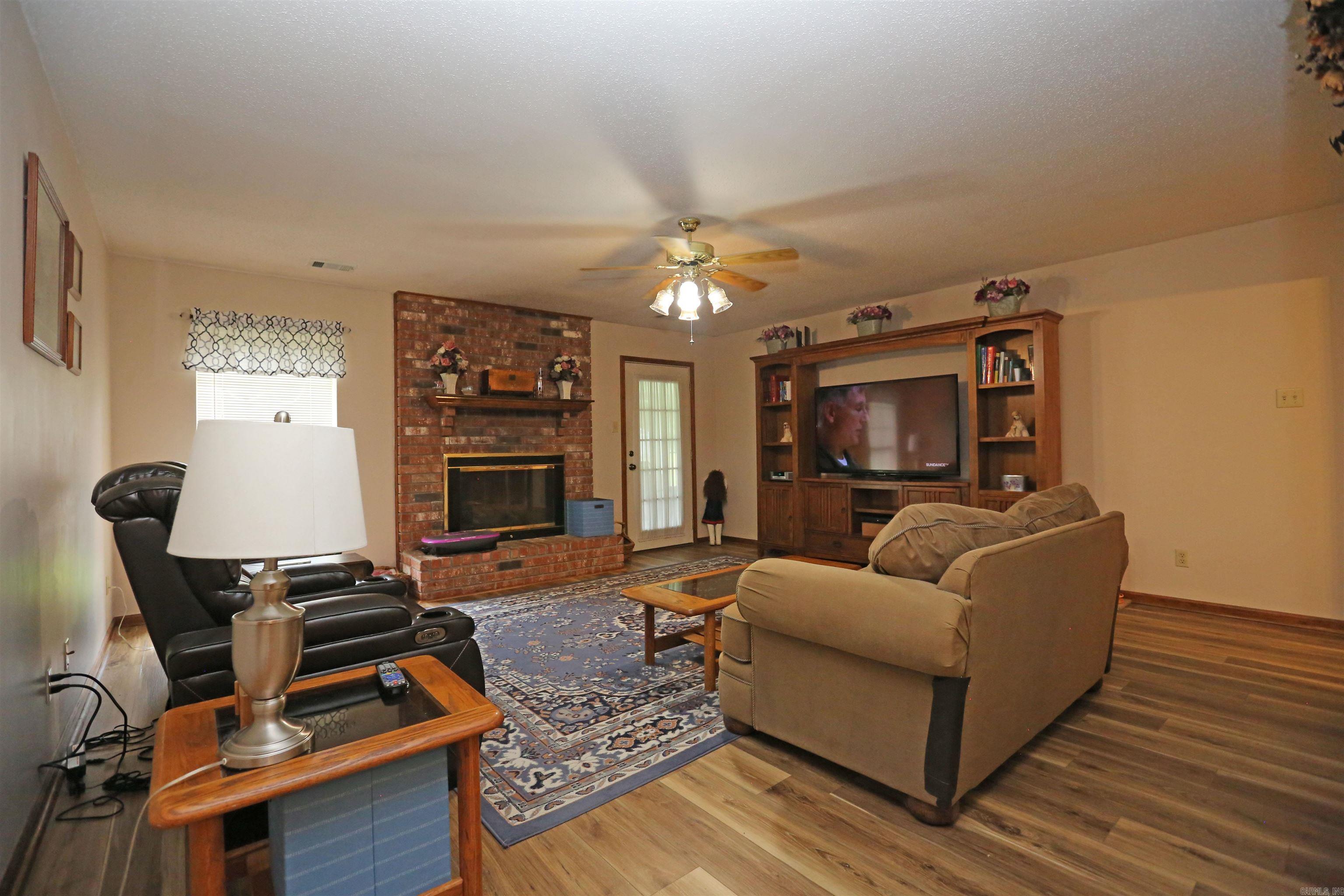 PLEASANT MEADOWS - Residential