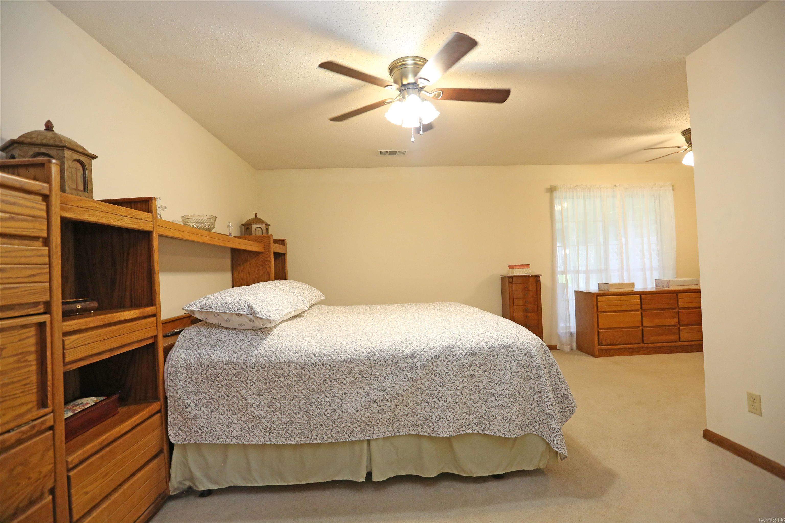 PLEASANT MEADOWS - Residential