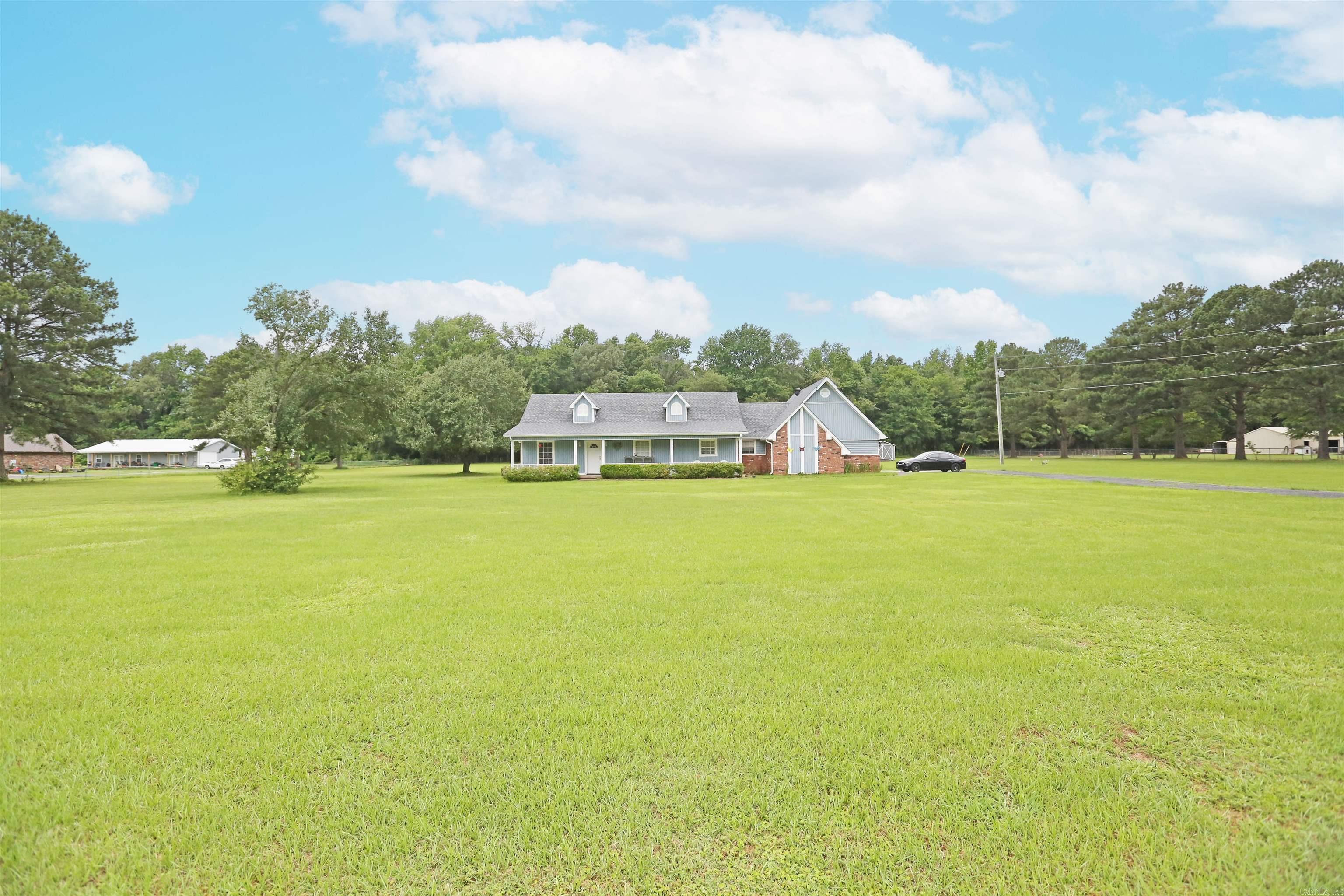 PLEASANT MEADOWS - Residential