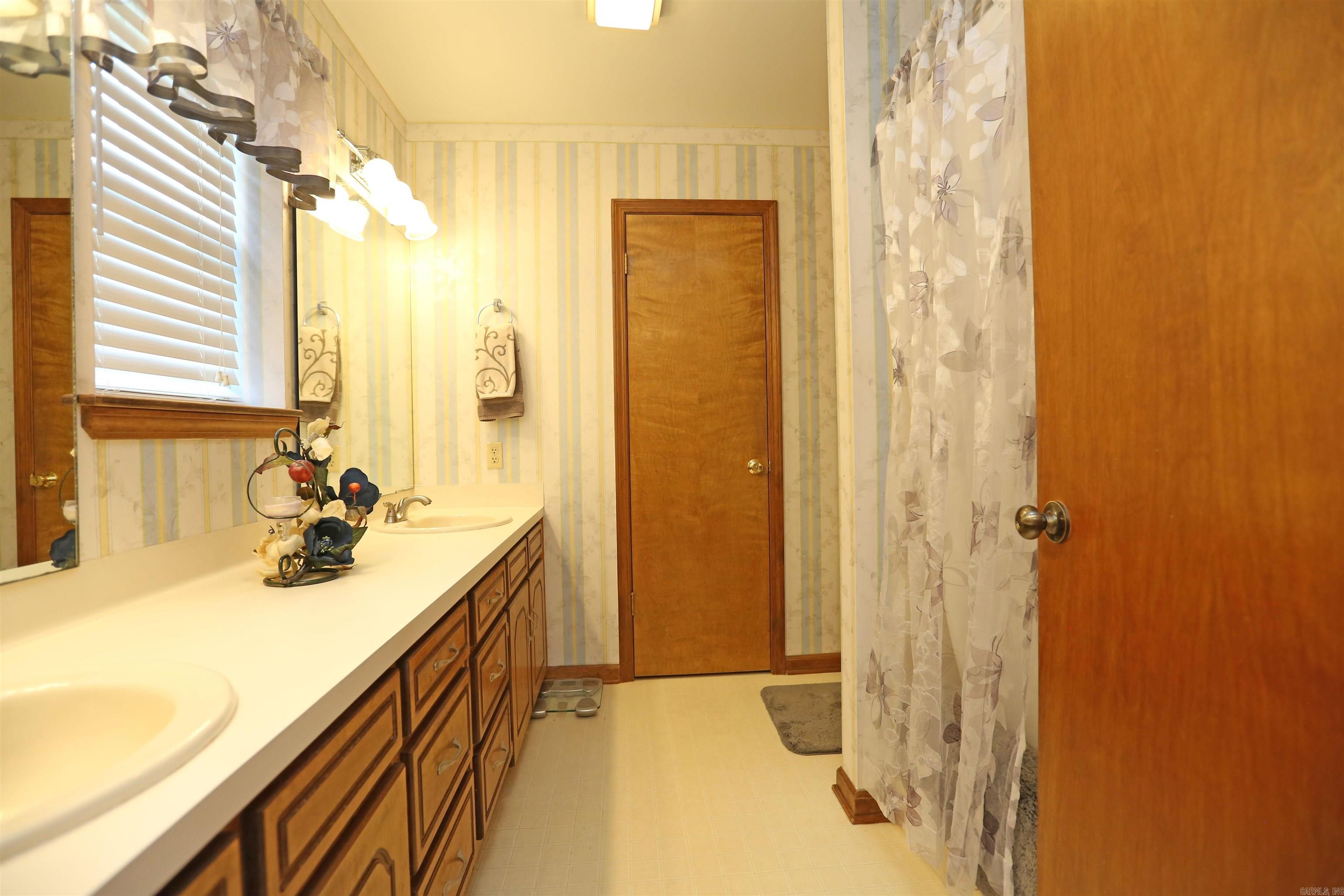 PLEASANT MEADOWS - Residential