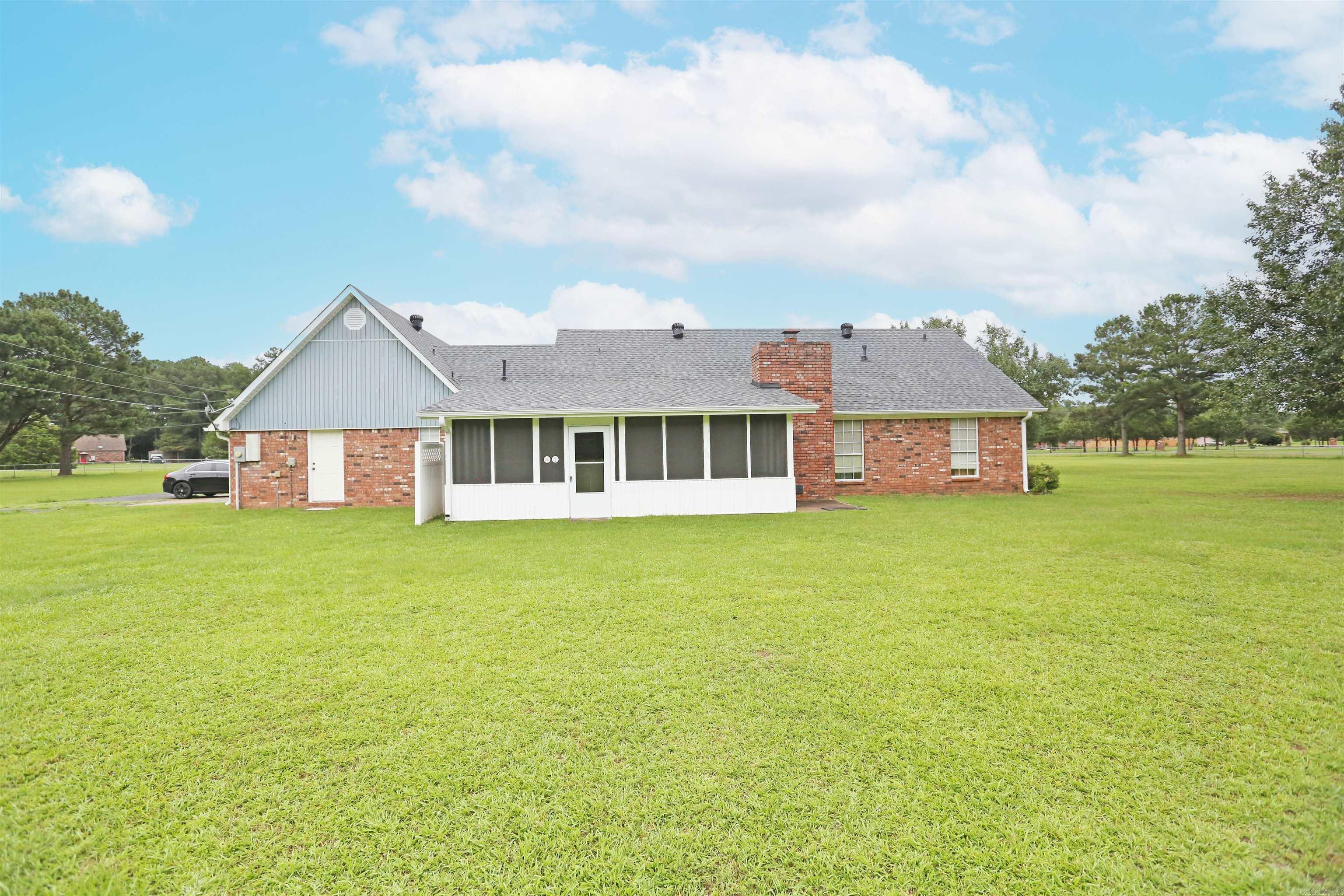 PLEASANT MEADOWS - Residential