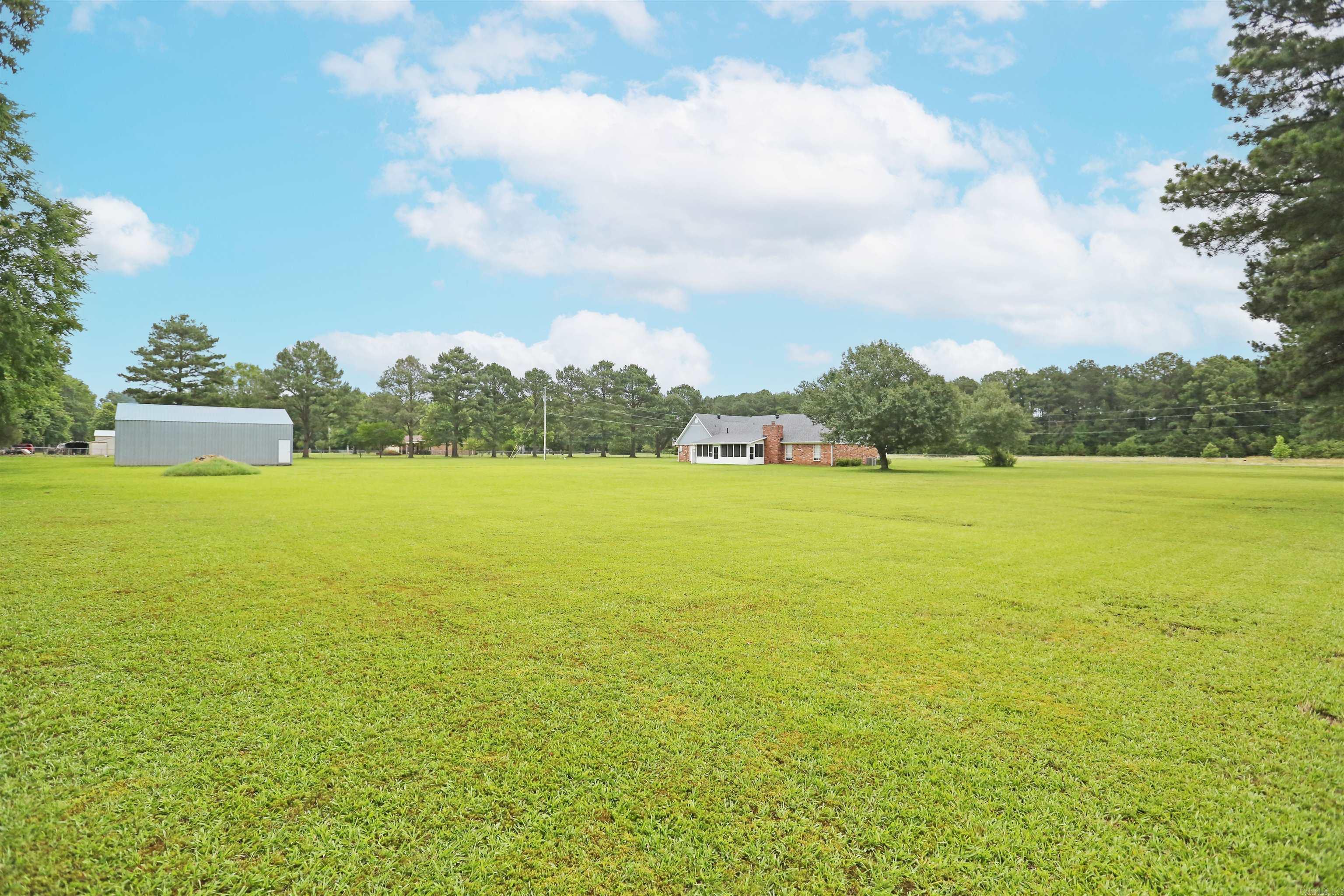 PLEASANT MEADOWS - Residential