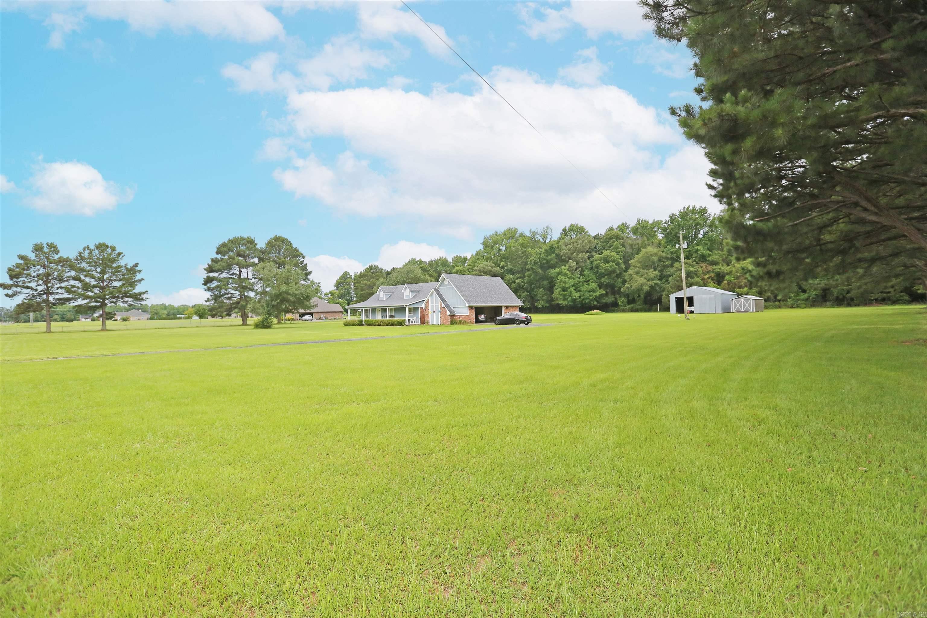 PLEASANT MEADOWS - Residential