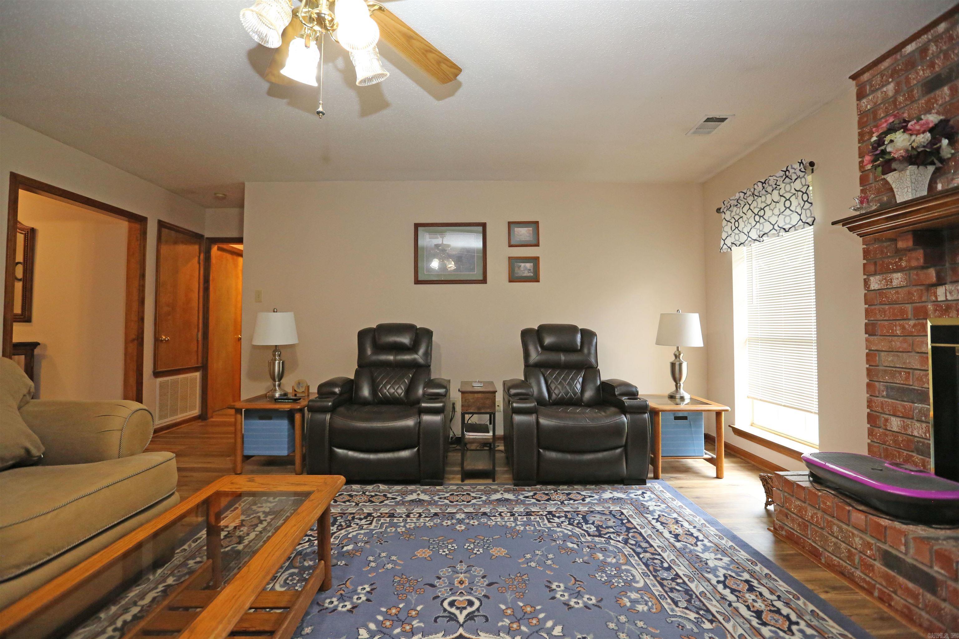 PLEASANT MEADOWS - Residential