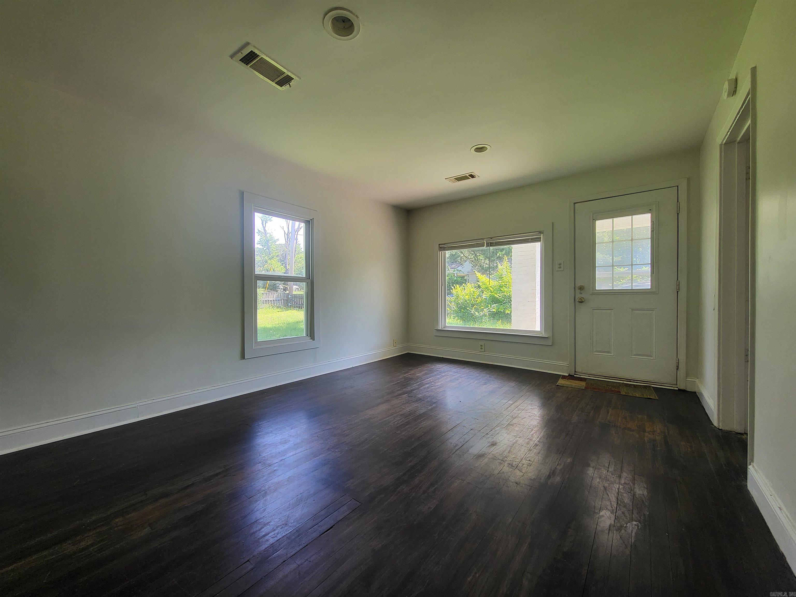 MOORES GLENDALE - Residential