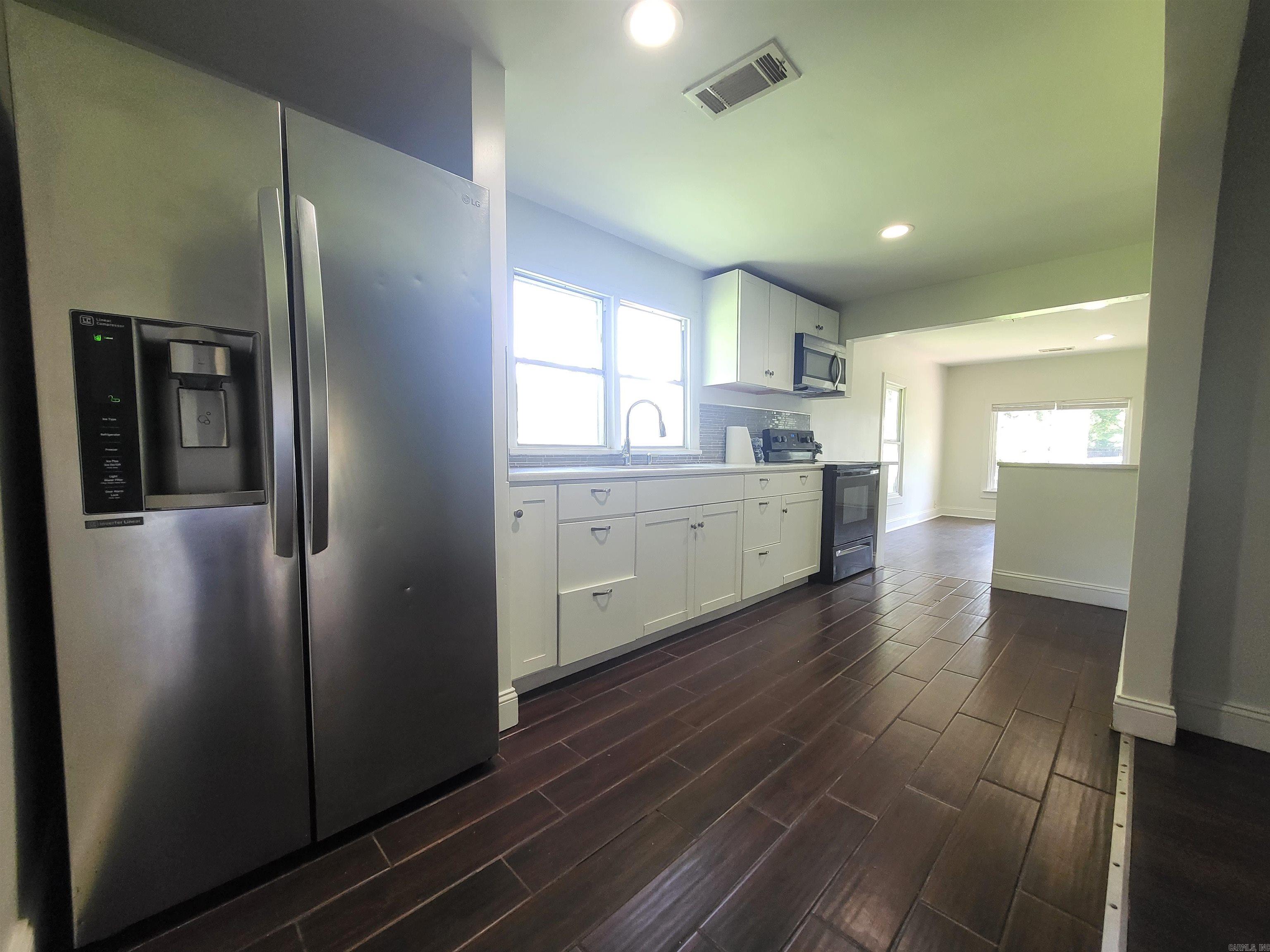 MOORES GLENDALE - Residential