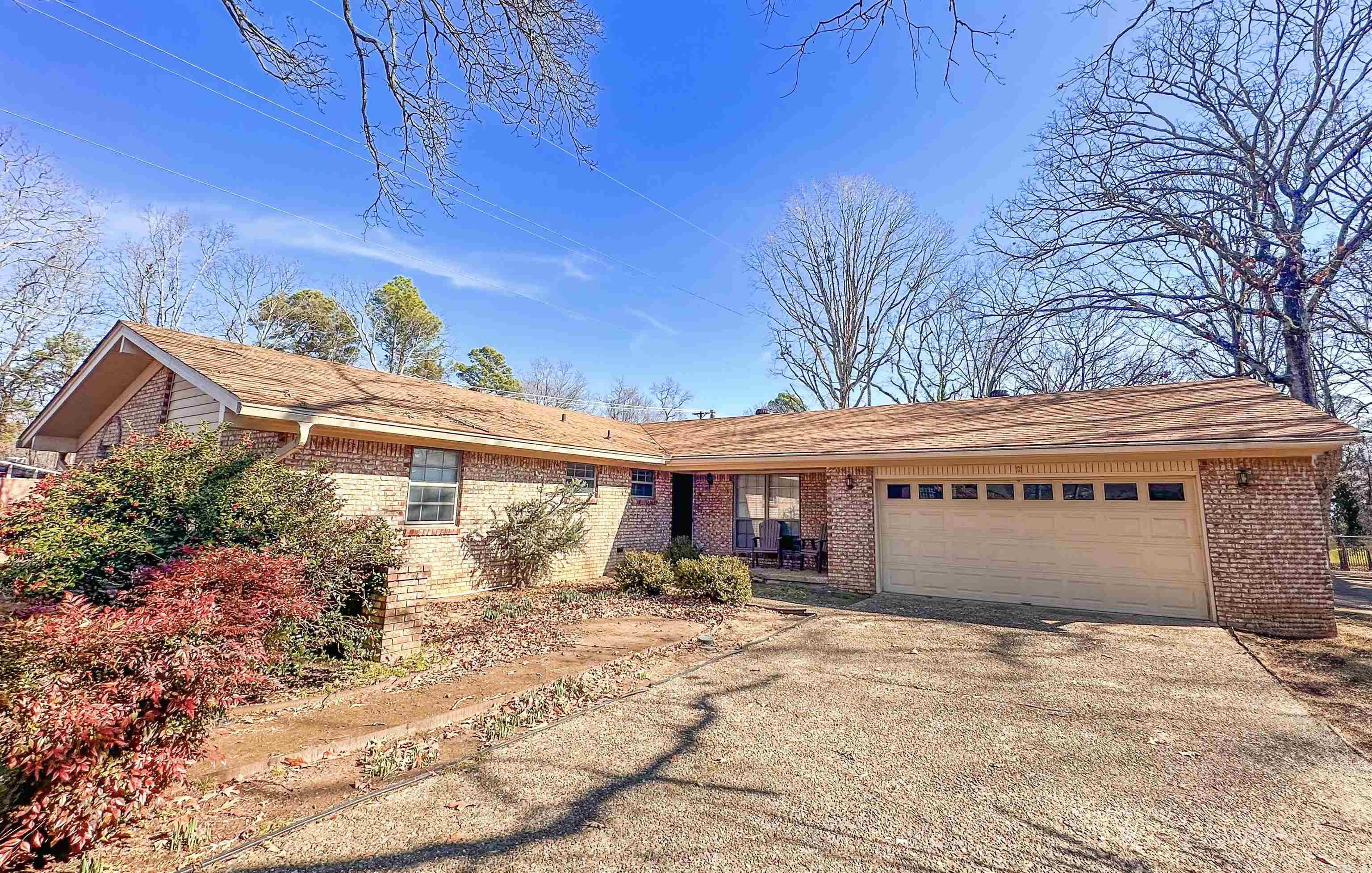 COUNTRY CLUB PARK - Residential