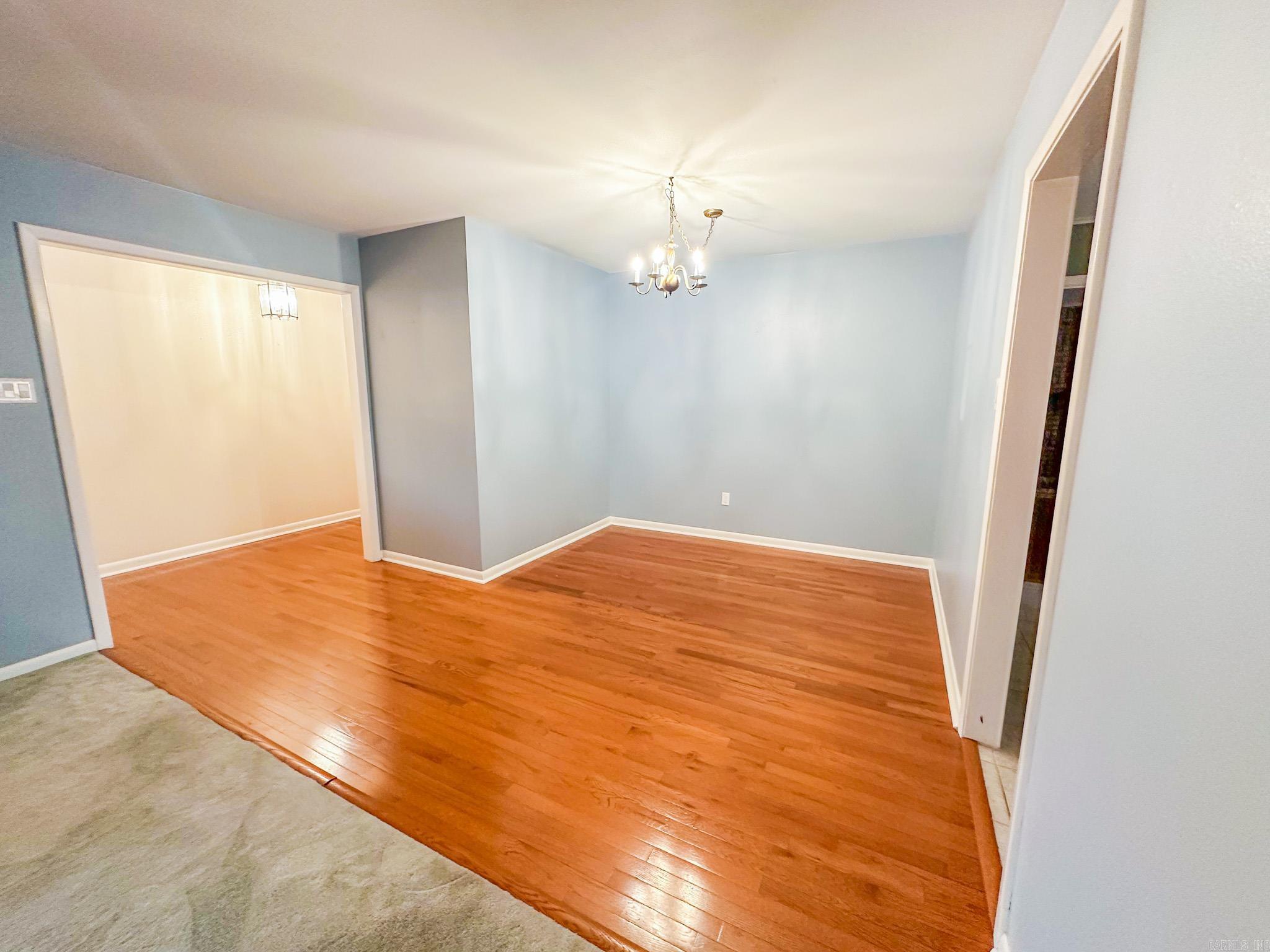 COUNTRY CLUB PARK - Residential