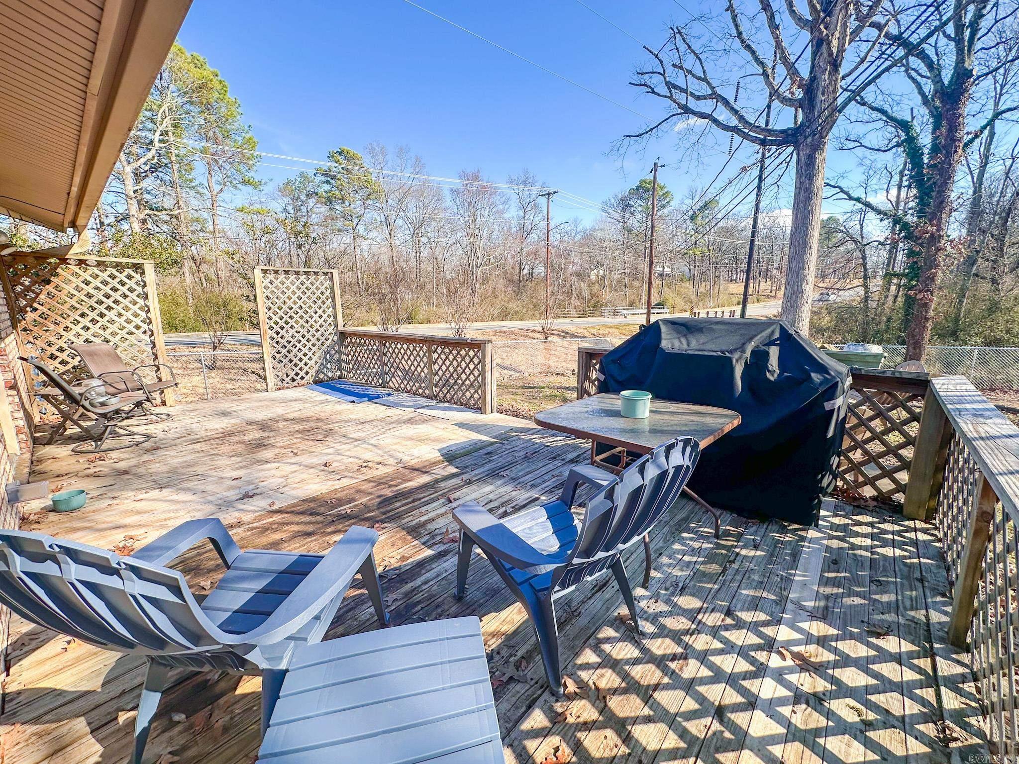 COUNTRY CLUB PARK - Residential