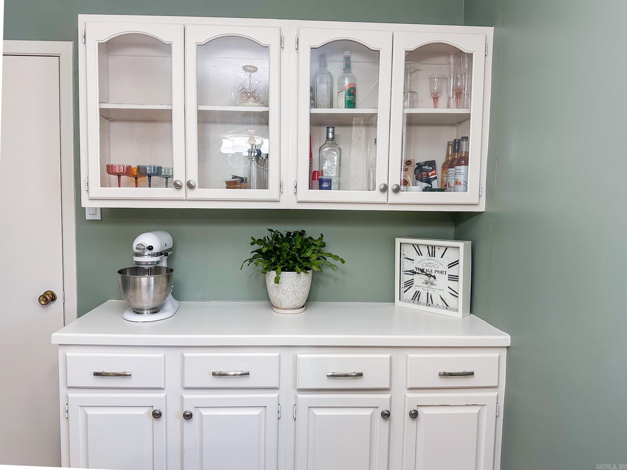 COUNTRY CLUB PARK - Residential