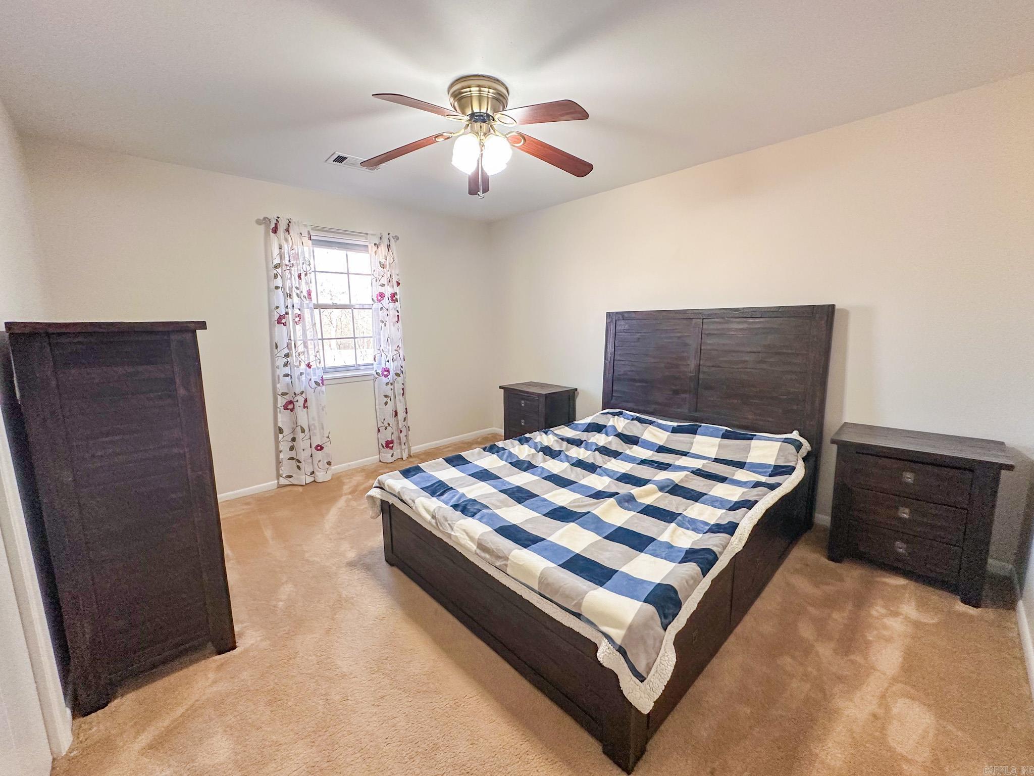 COUNTRY CLUB PARK - Residential