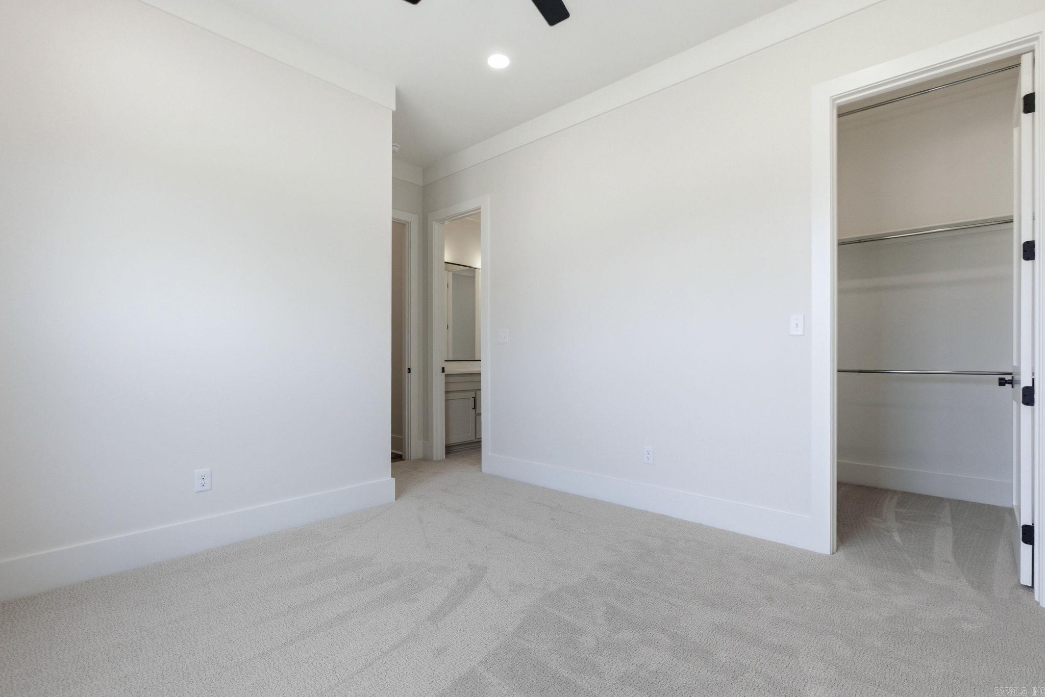 THE WOODLANDS - Residential