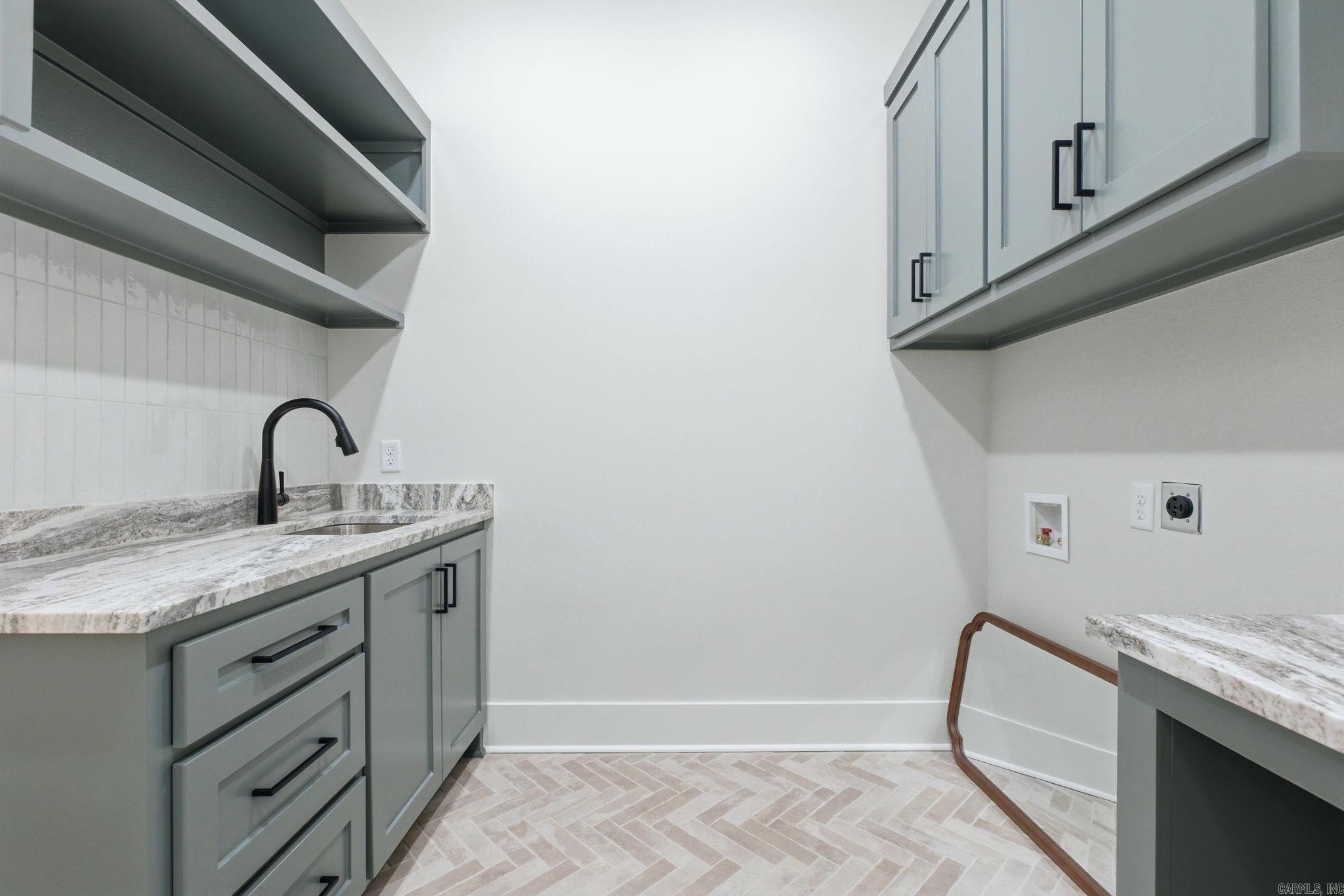 THE WOODLANDS - Residential