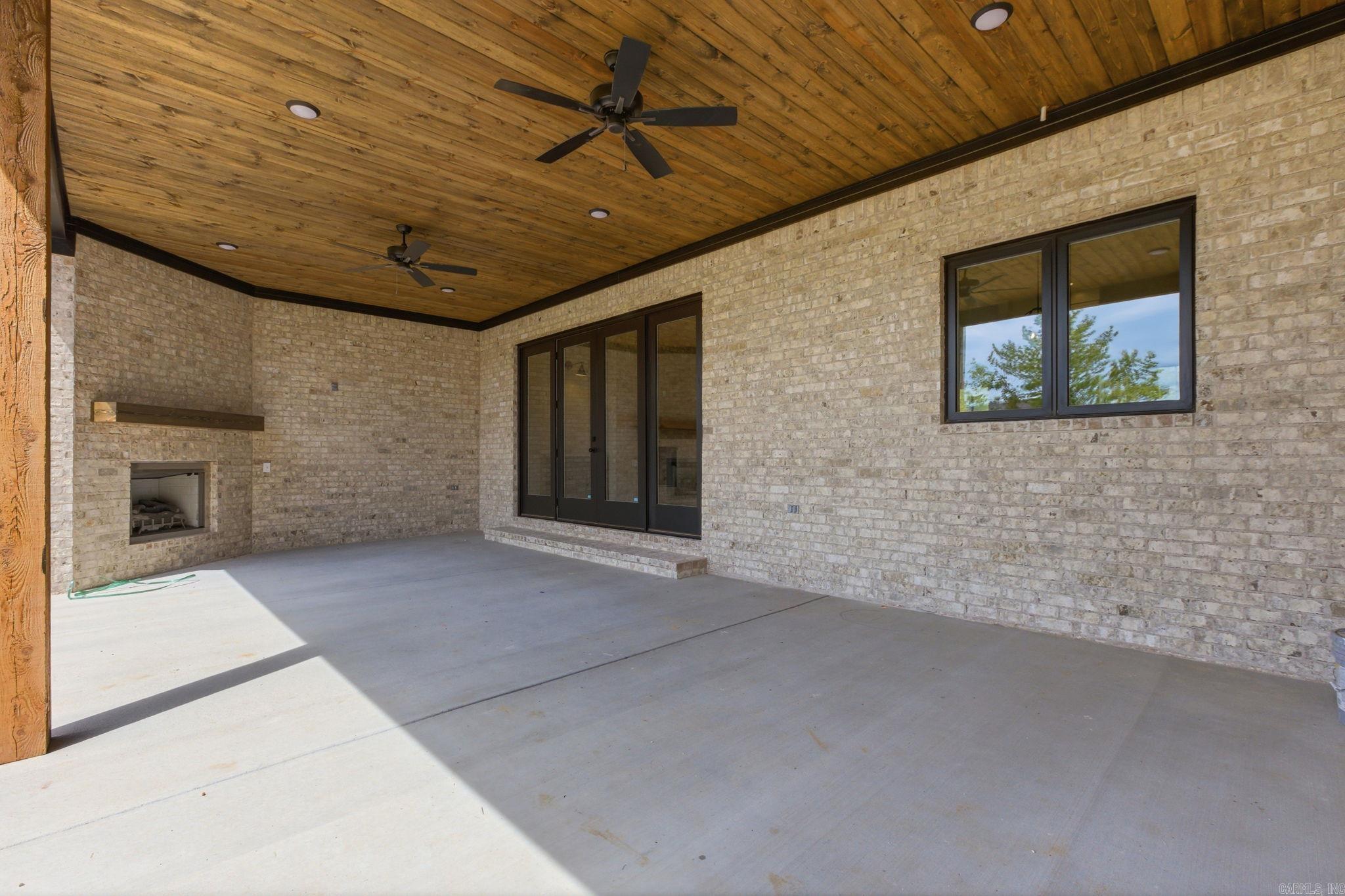 THE WOODLANDS - Residential