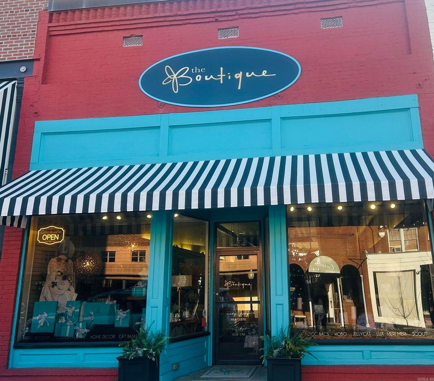 Purchase is for building and land only with 2 parking places.  Sale does not include business or inventory.