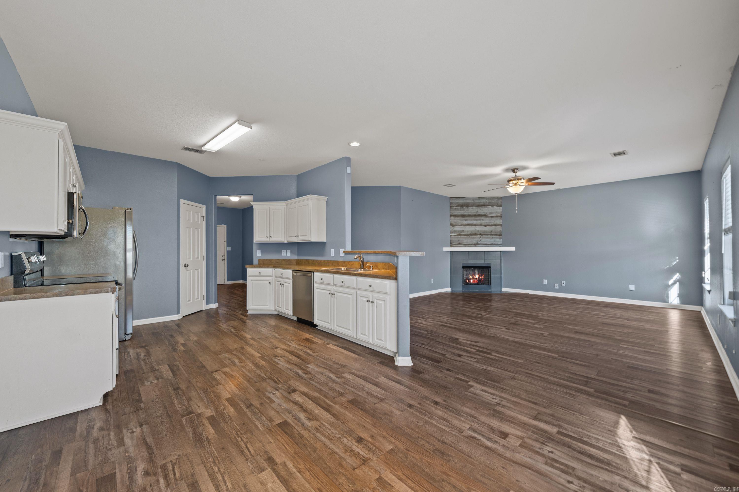 West Oak Village Phase I - Residential
