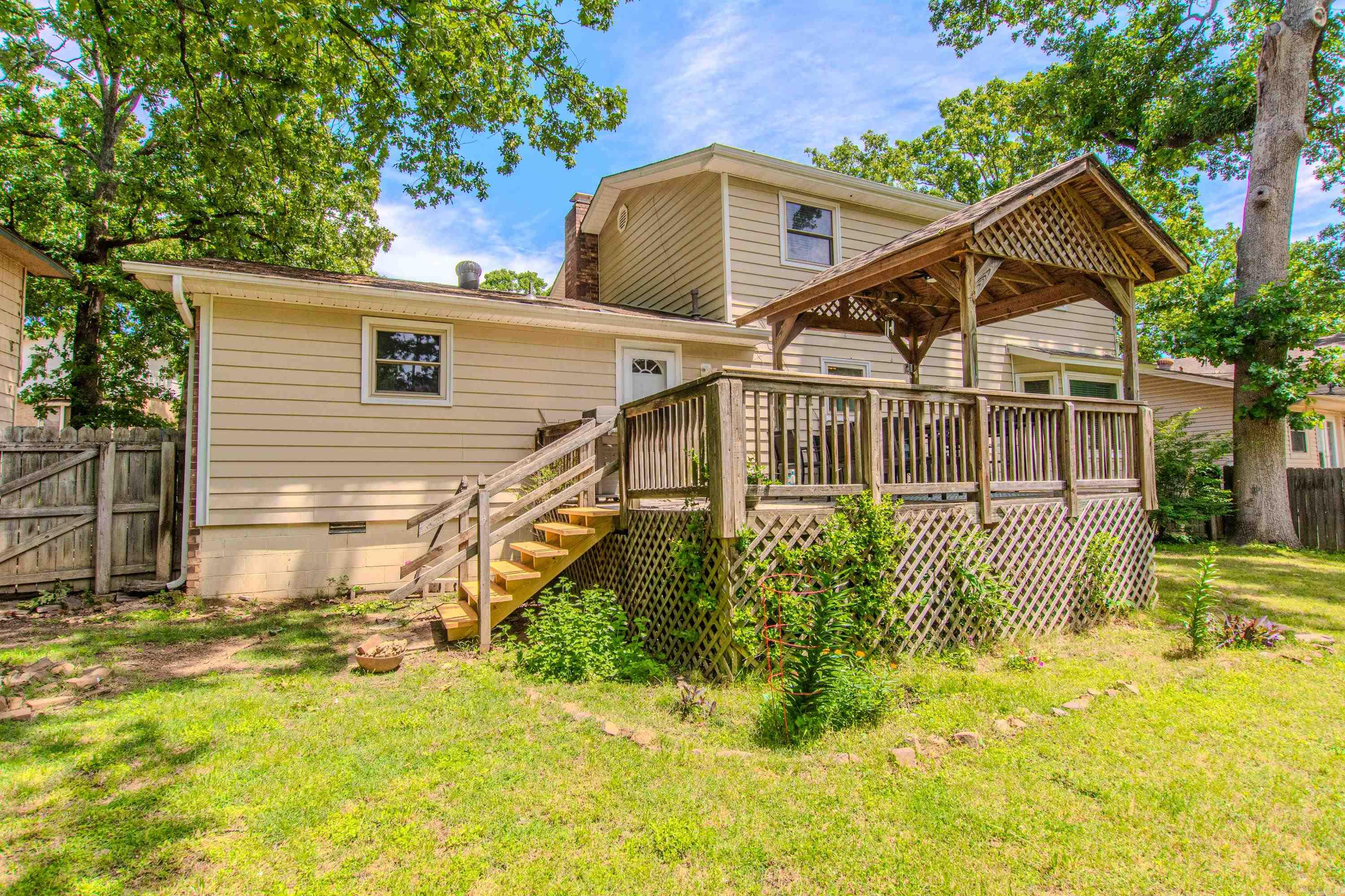 GREEN HILLS - Residential
