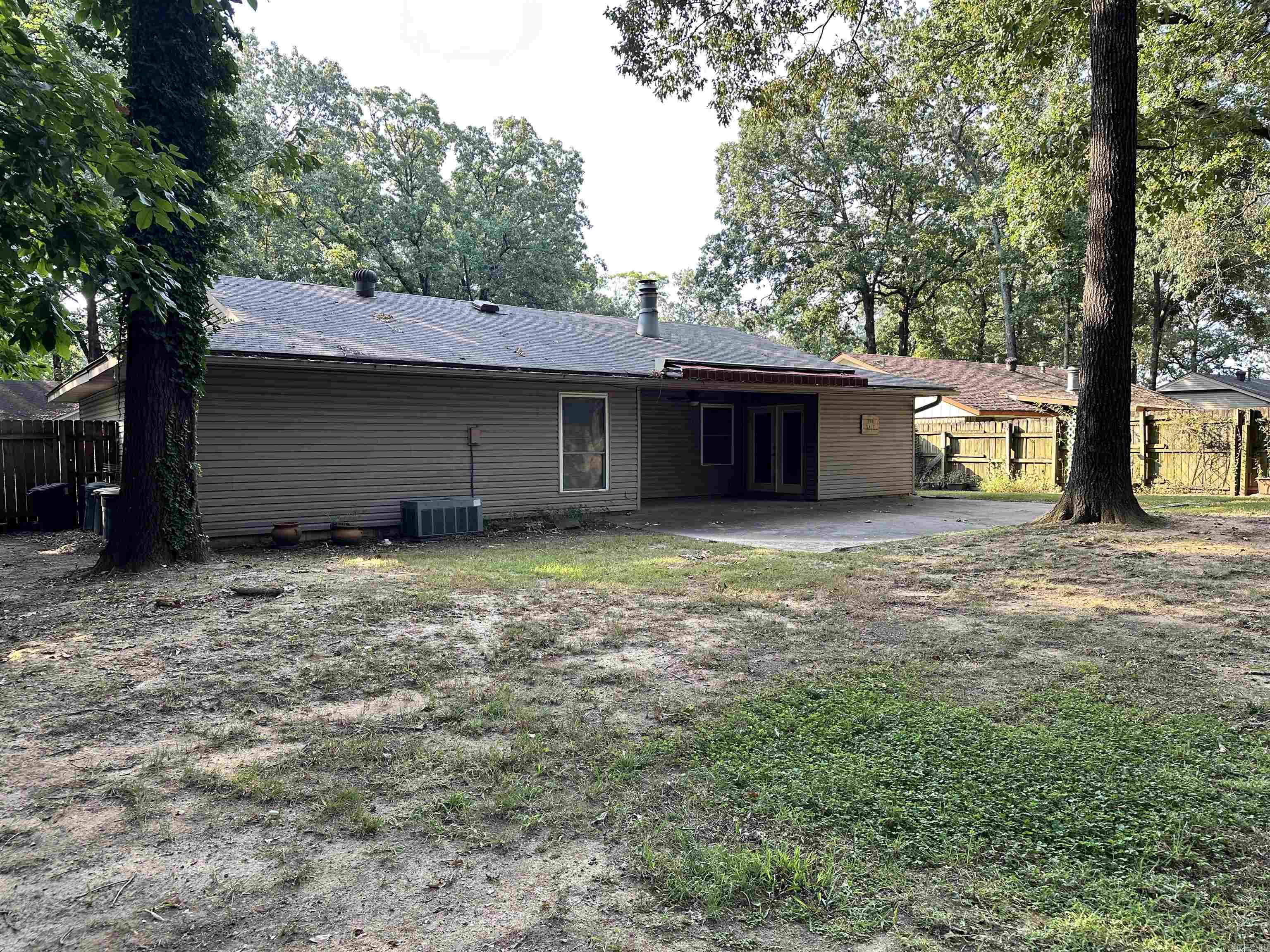 SMOKING OAKS ADD - Residential