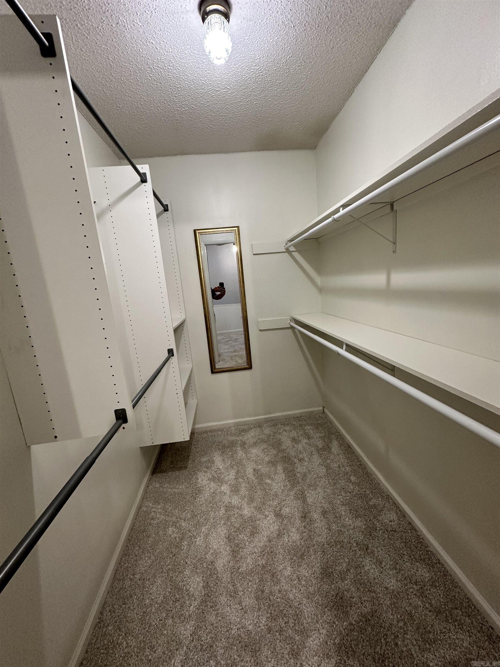 SMOKING OAKS ADD - Residential