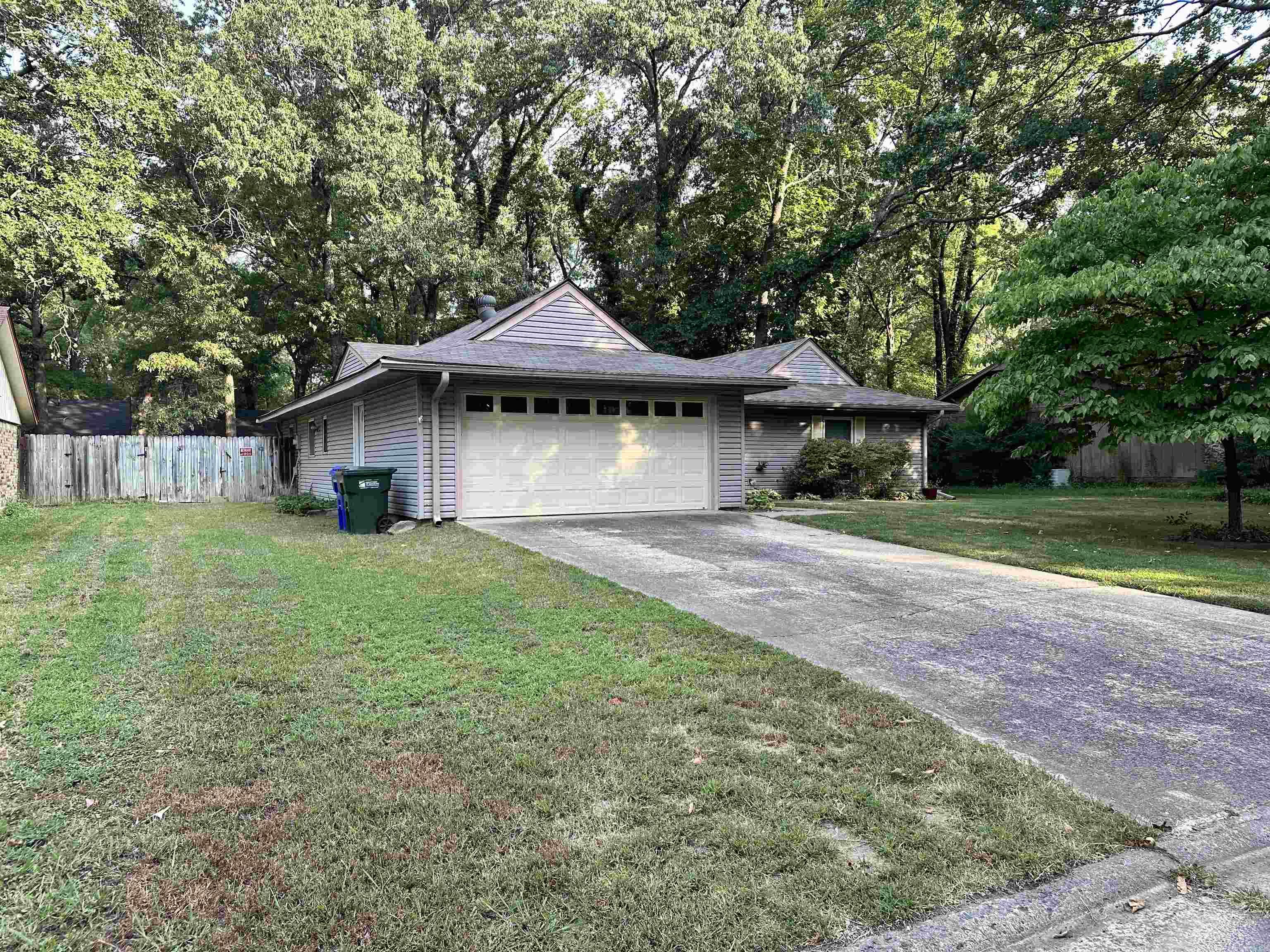 SMOKING OAKS ADD - Residential