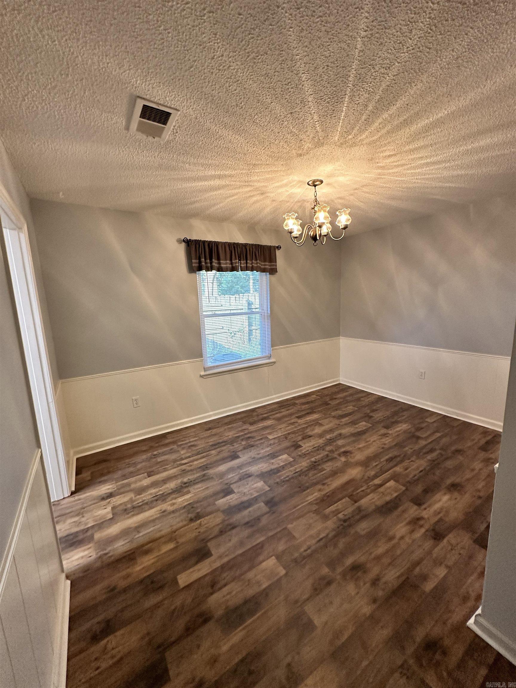 SMOKING OAKS ADD - Residential