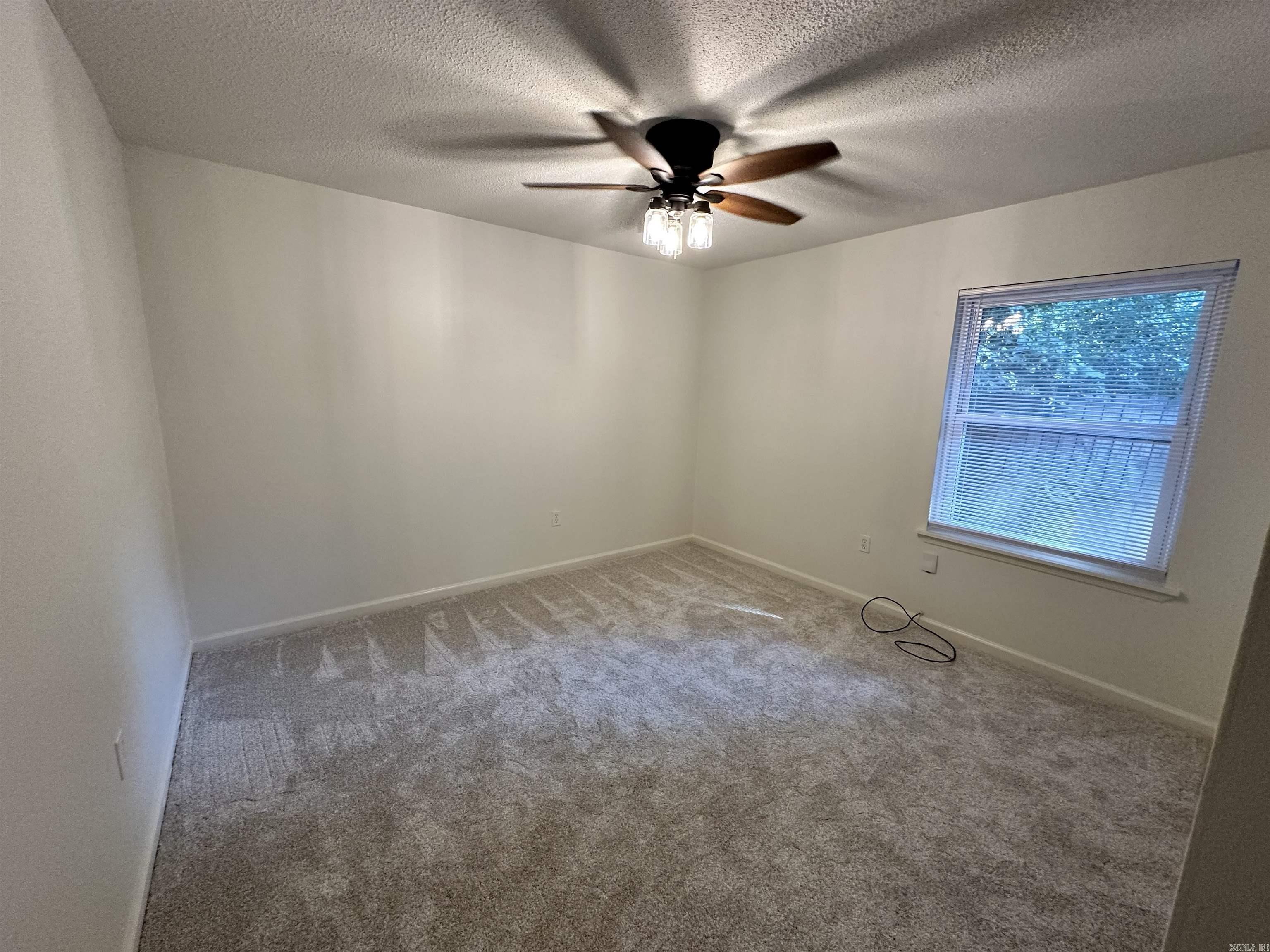 SMOKING OAKS ADD - Residential