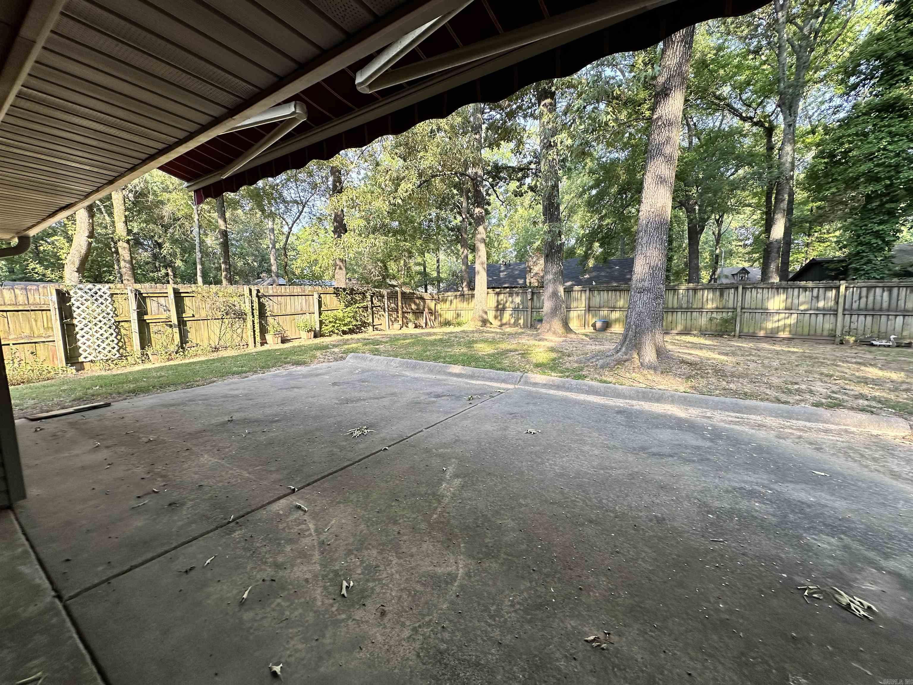 SMOKING OAKS ADD - Residential