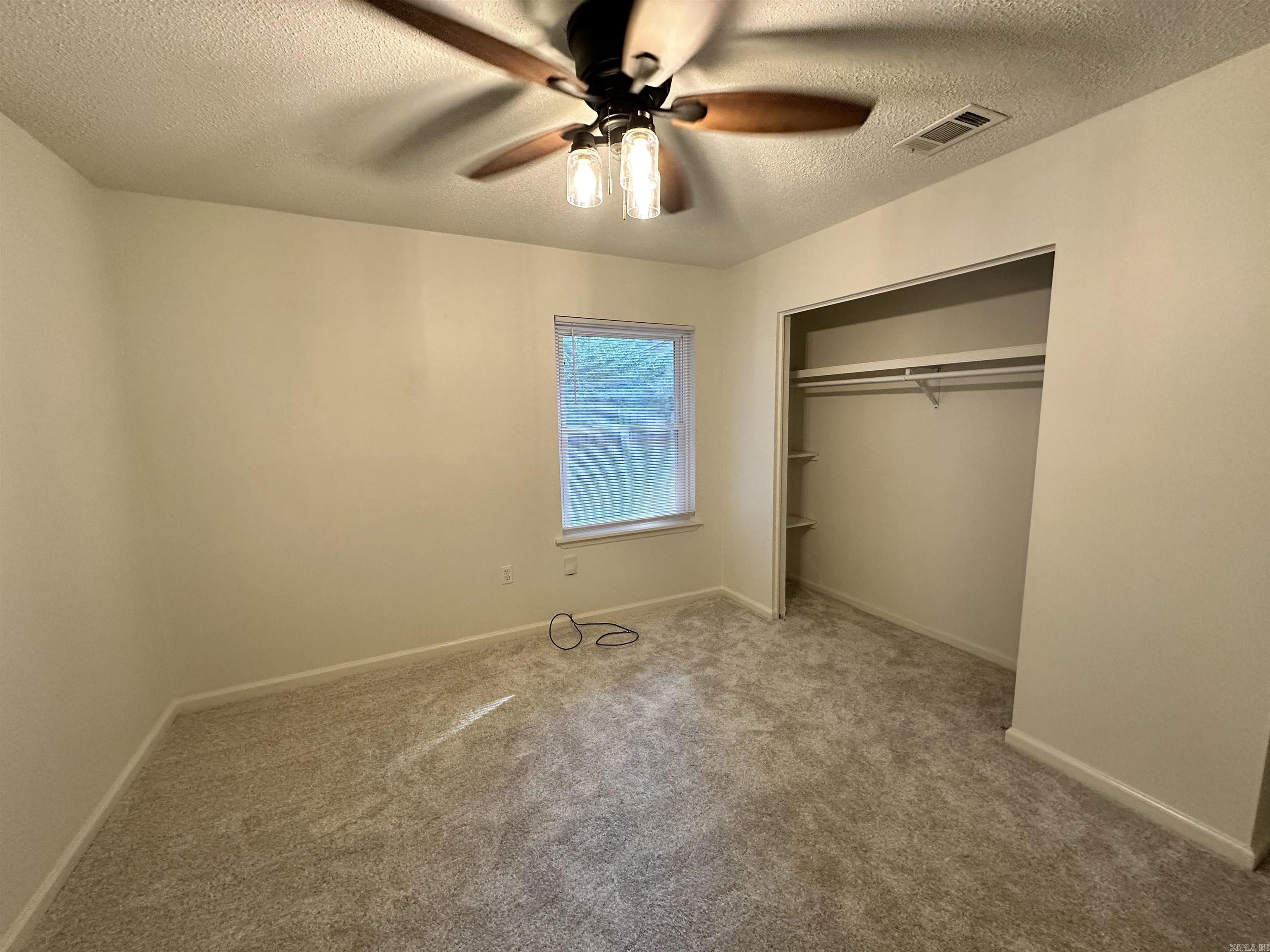 SMOKING OAKS ADD - Residential