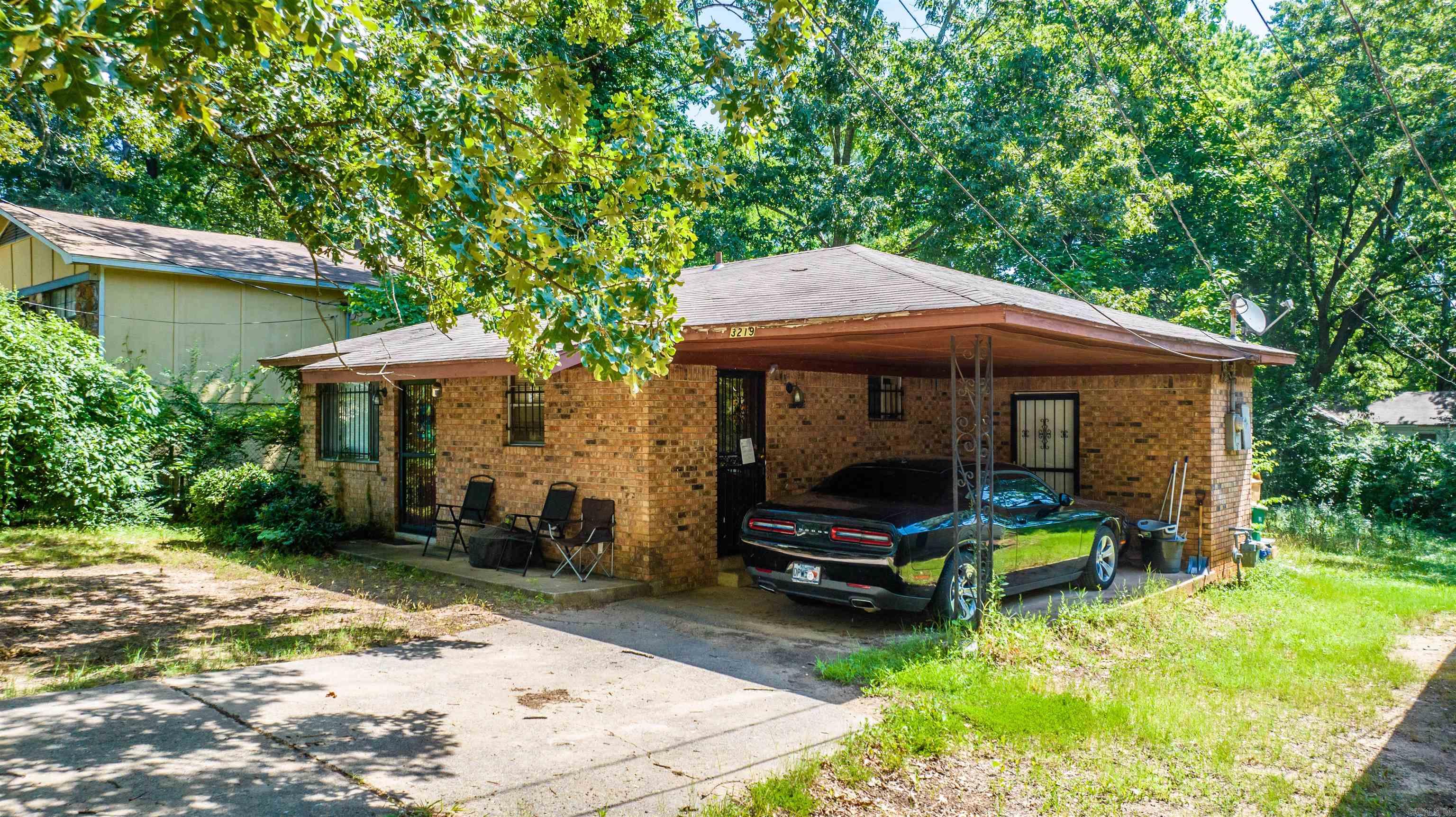 BARROW JOHN - Residential