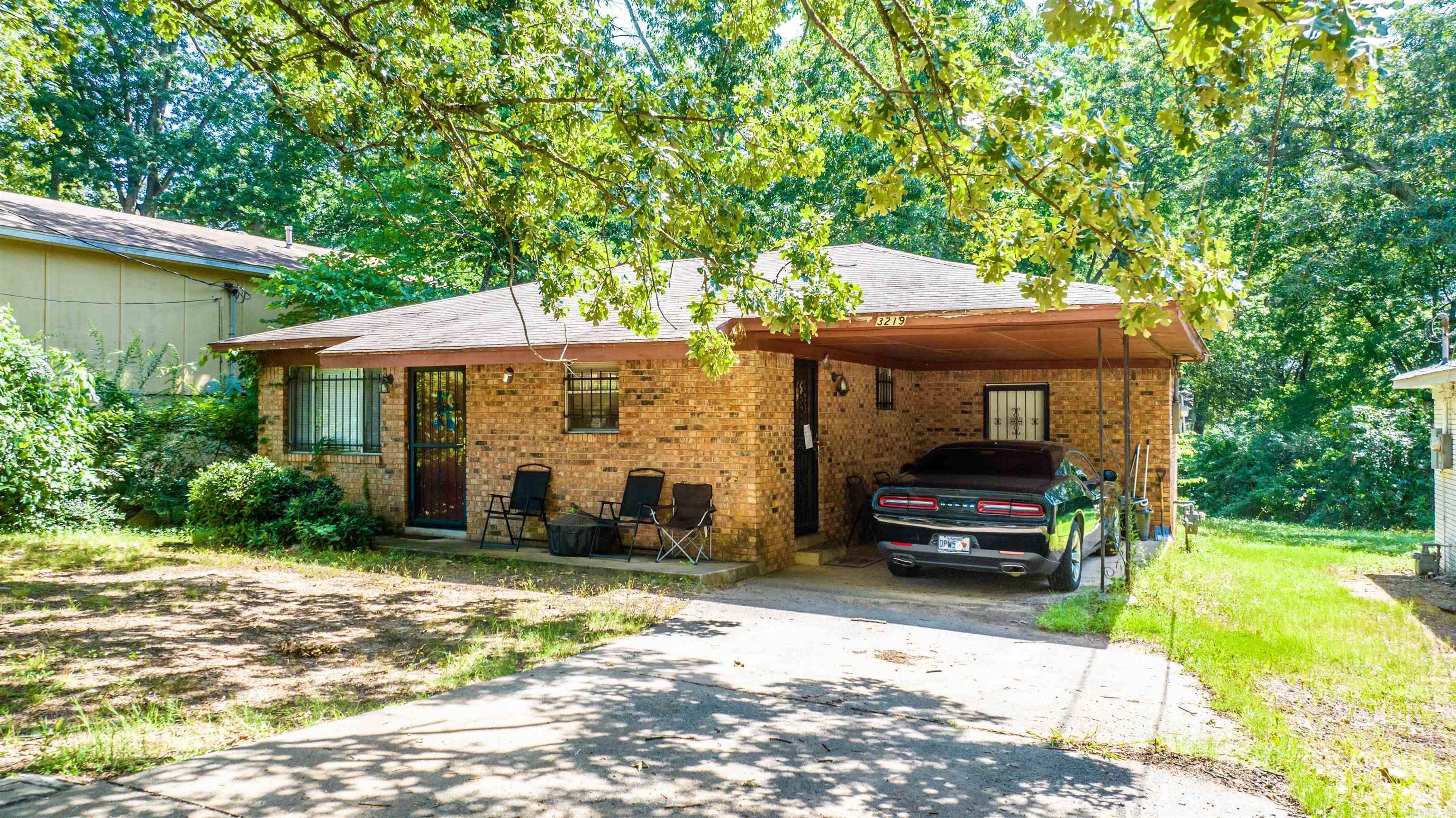 BARROW JOHN - Residential