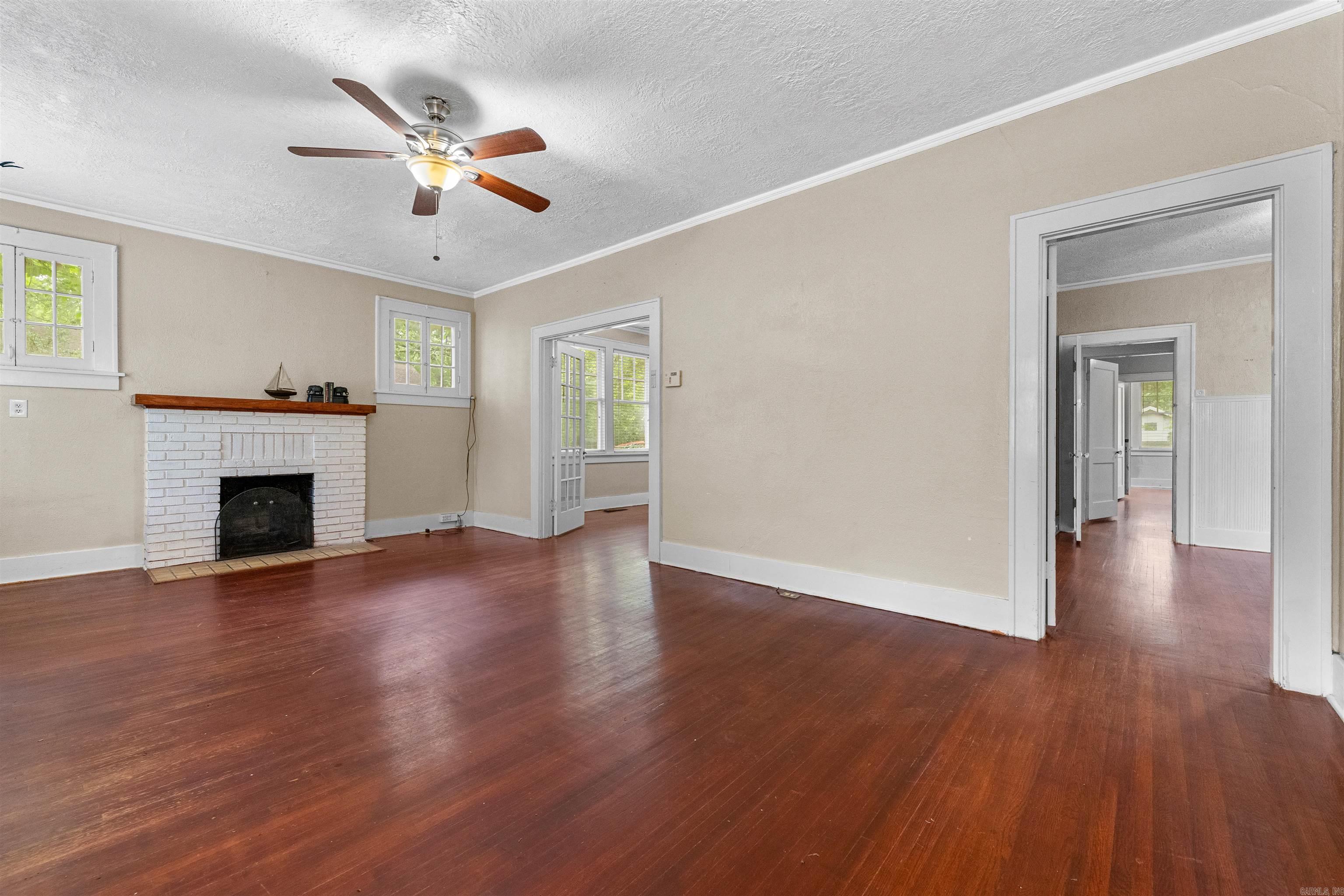 RIFFEL & RHOTEN RIDGELAND - Residential