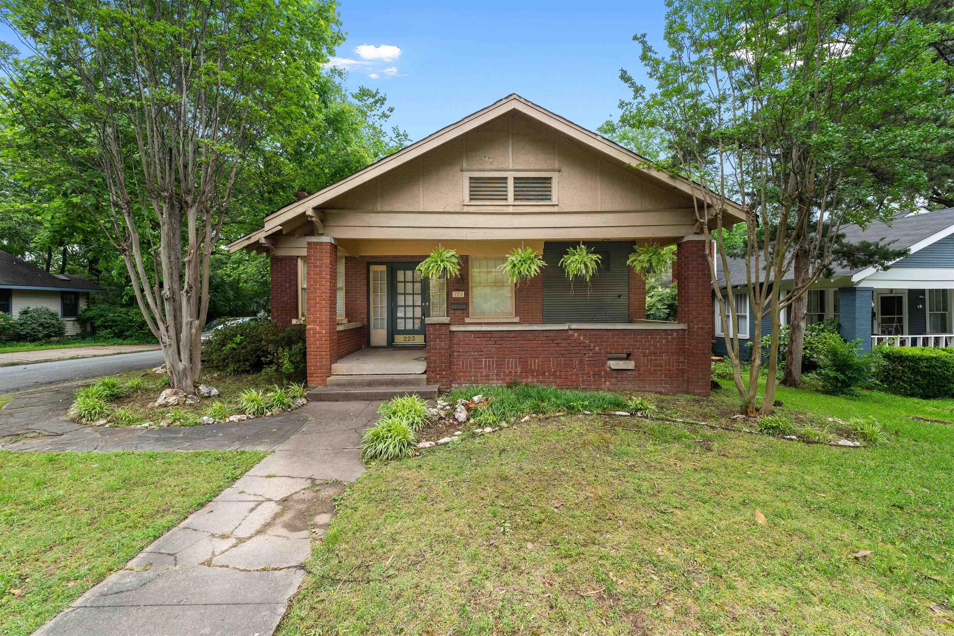 RIFFEL & RHOTEN RIDGELAND - Residential