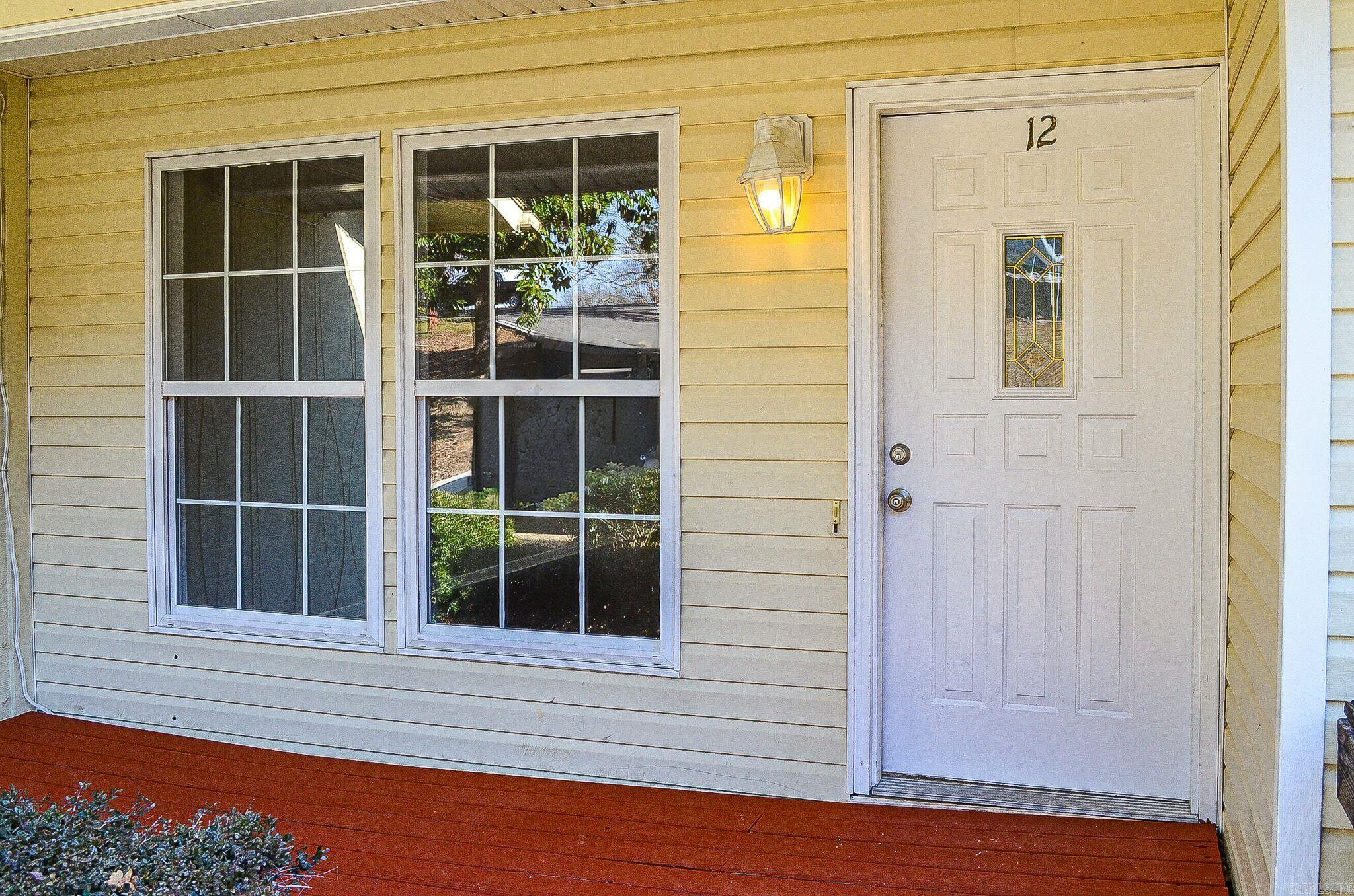 VALENCIA COURTS - Residential