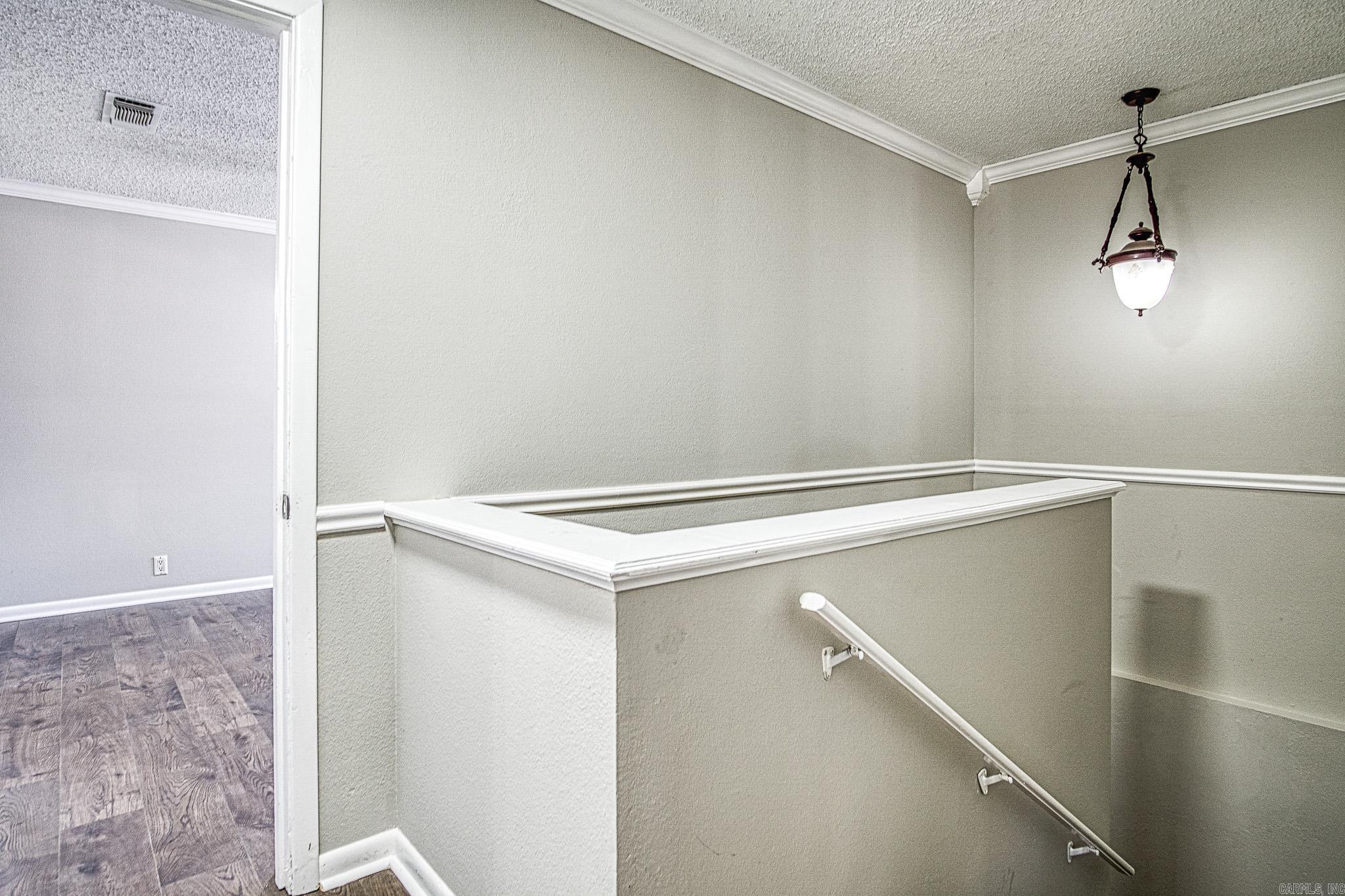 VALENCIA COURTS - Residential