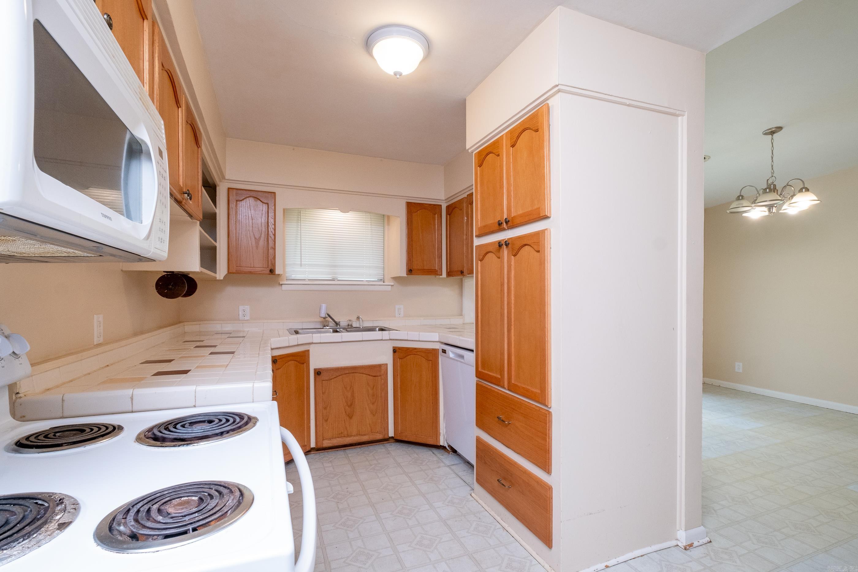 POINT O`WOODS ADDN - Residential