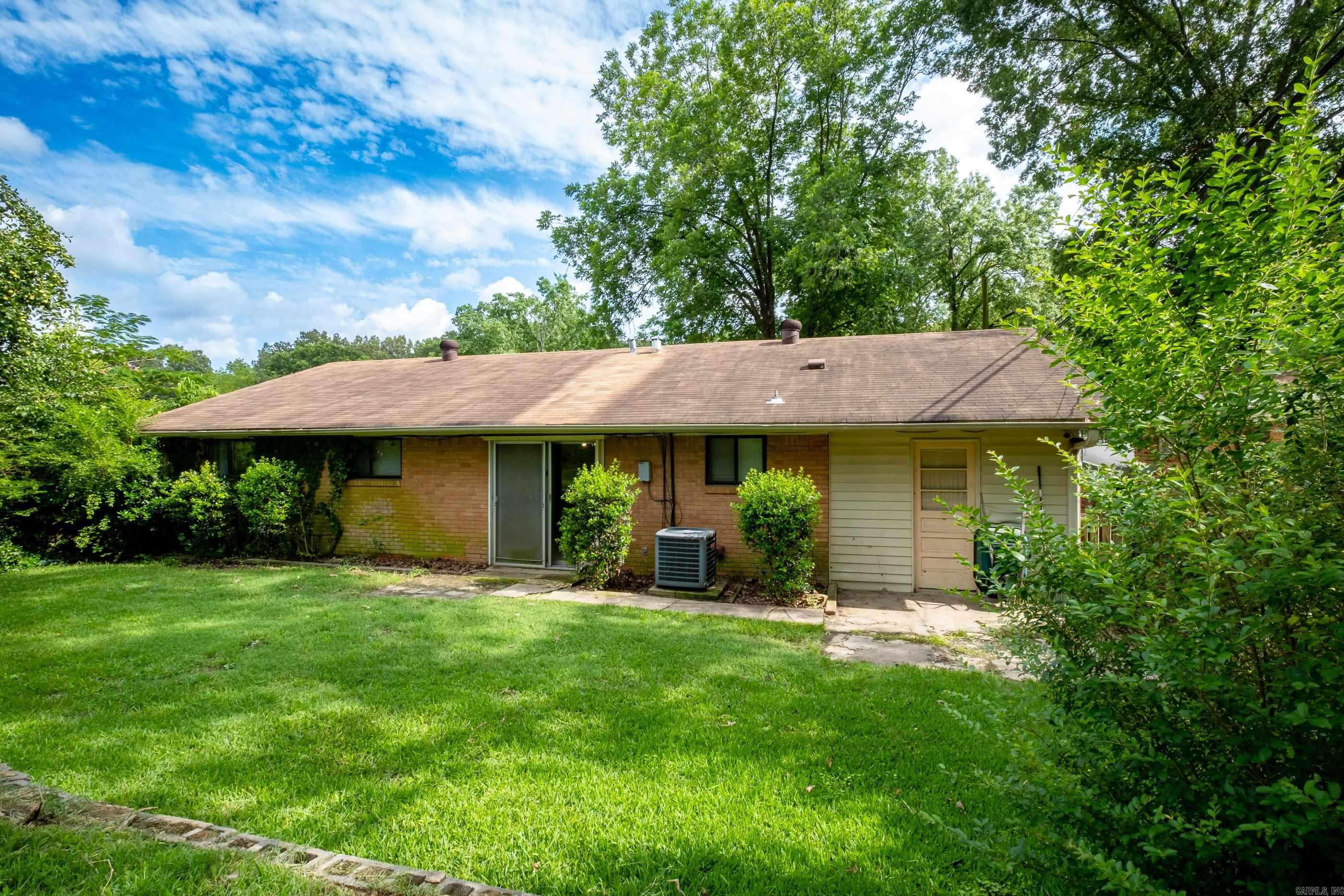 POINT O`WOODS ADDN - Residential