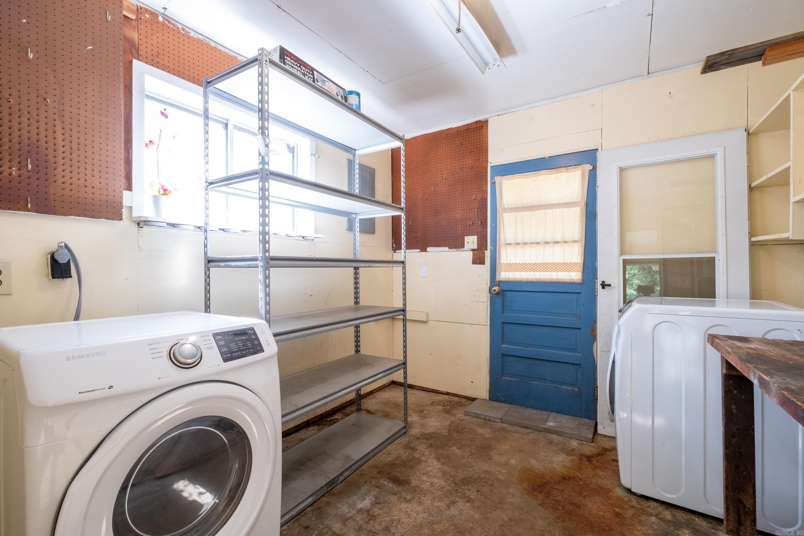 POINT O`WOODS ADDN - Residential