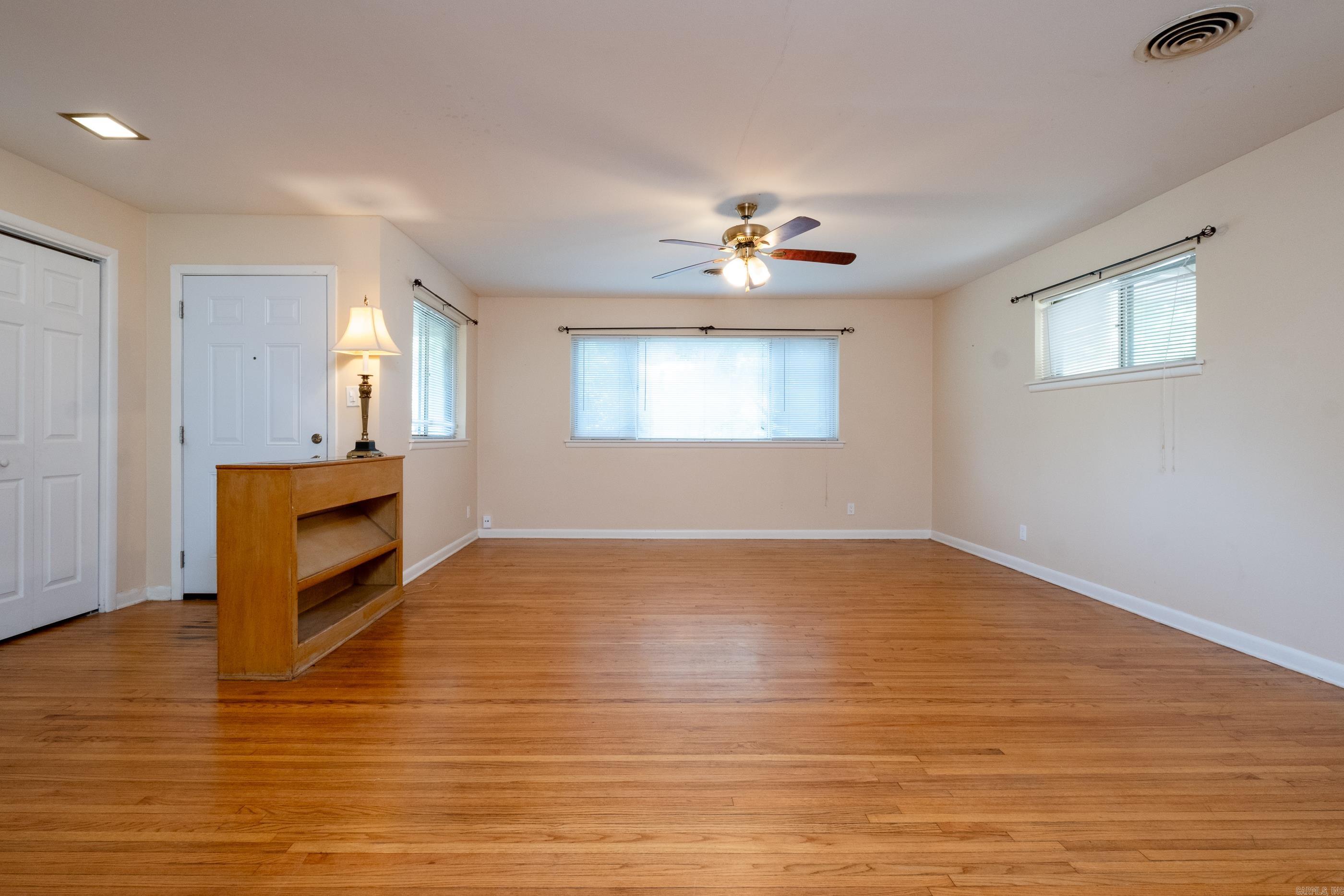 POINT O`WOODS ADDN - Residential