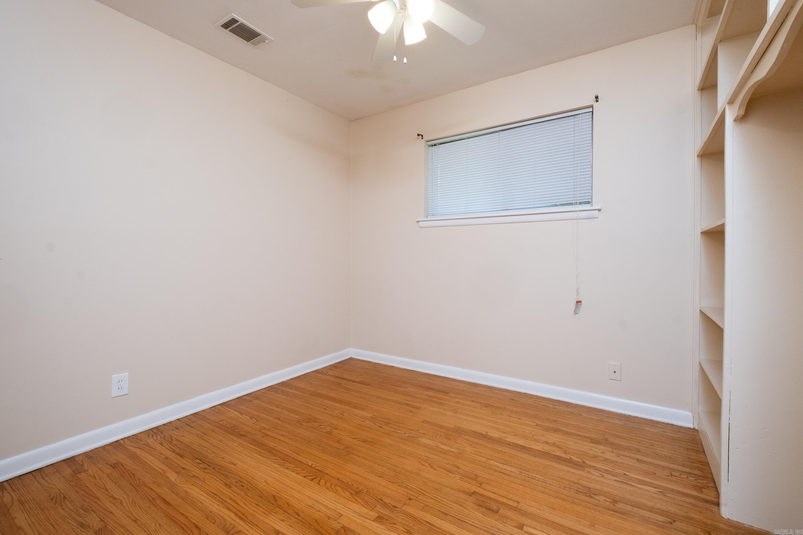 POINT O`WOODS ADDN - Residential