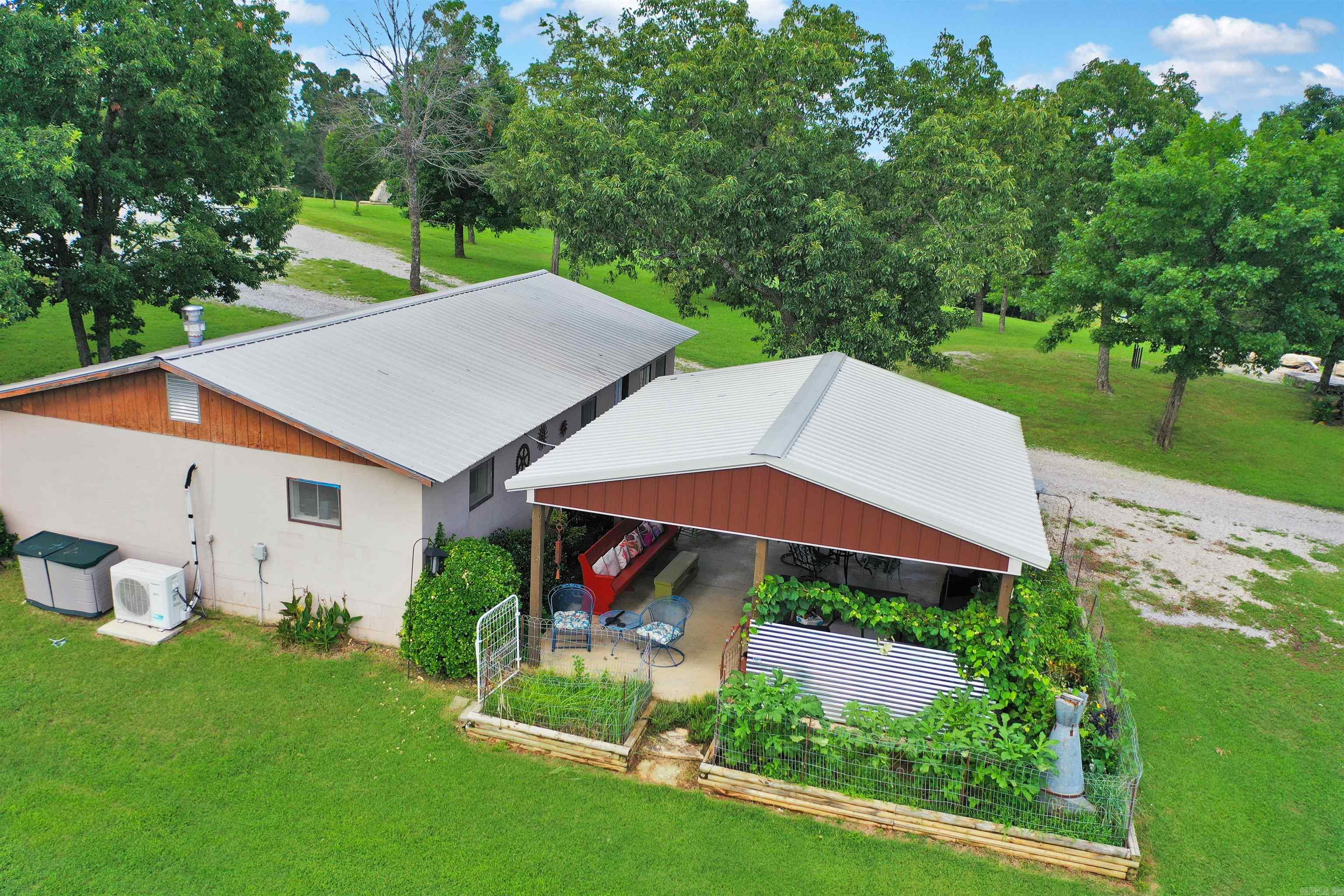 Metes & Bounds - Residential