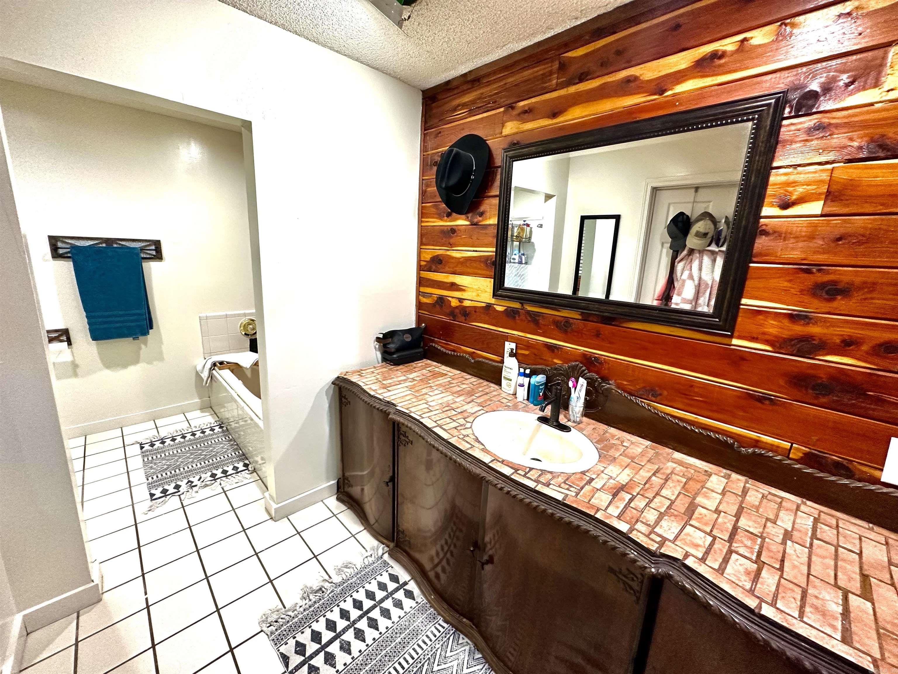 HEINRICH MINOR - Residential