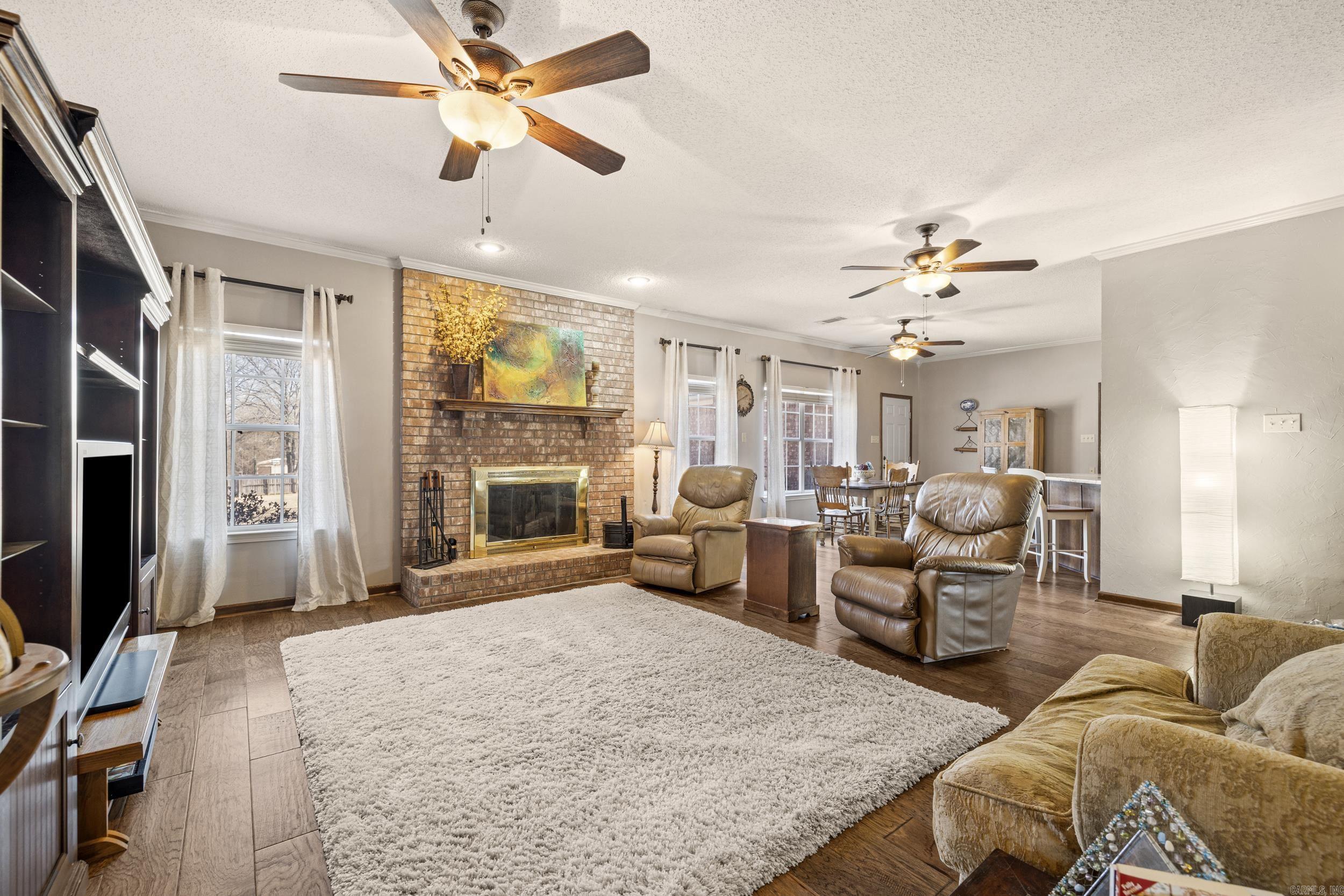 CASTLE HEIGHTS - Residential