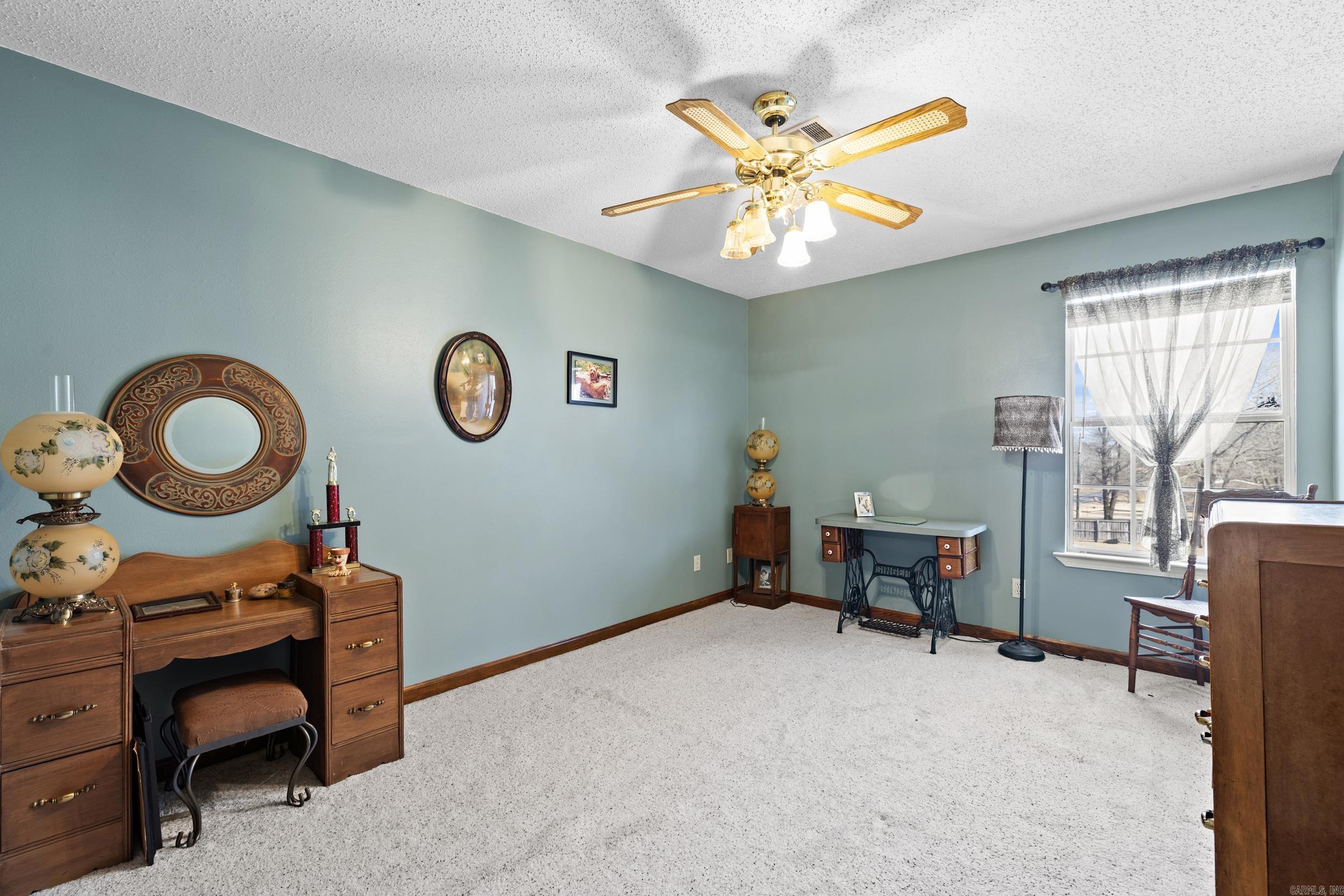 CASTLE HEIGHTS - Residential