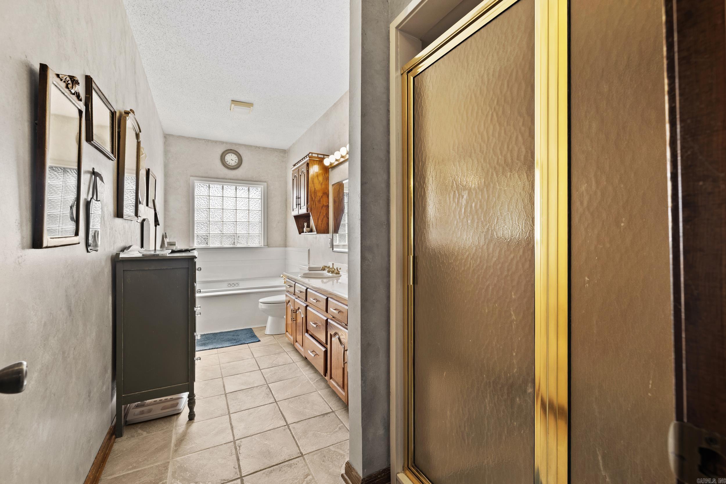 CASTLE HEIGHTS - Residential