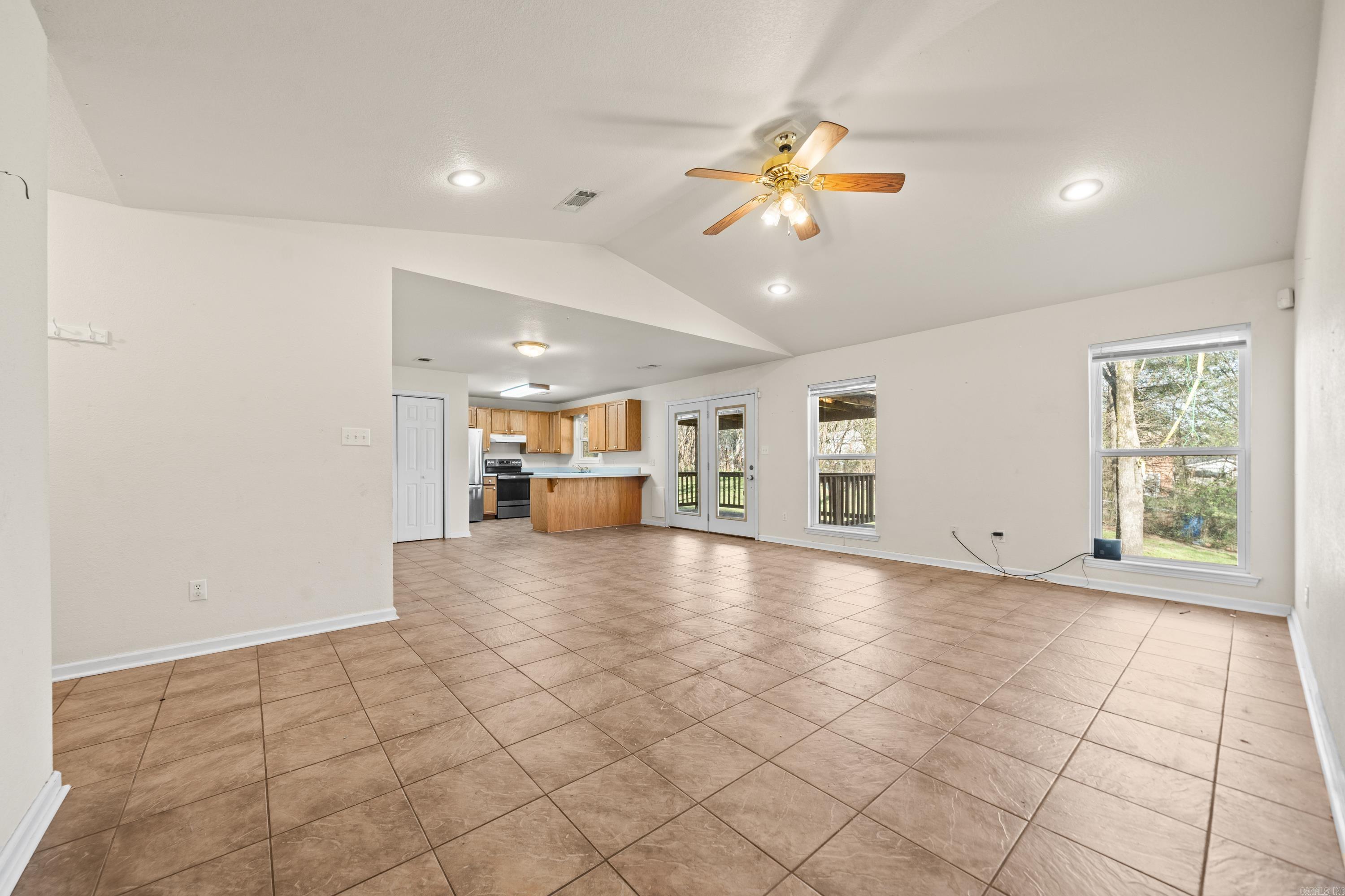 AYERS, HANK - Residential