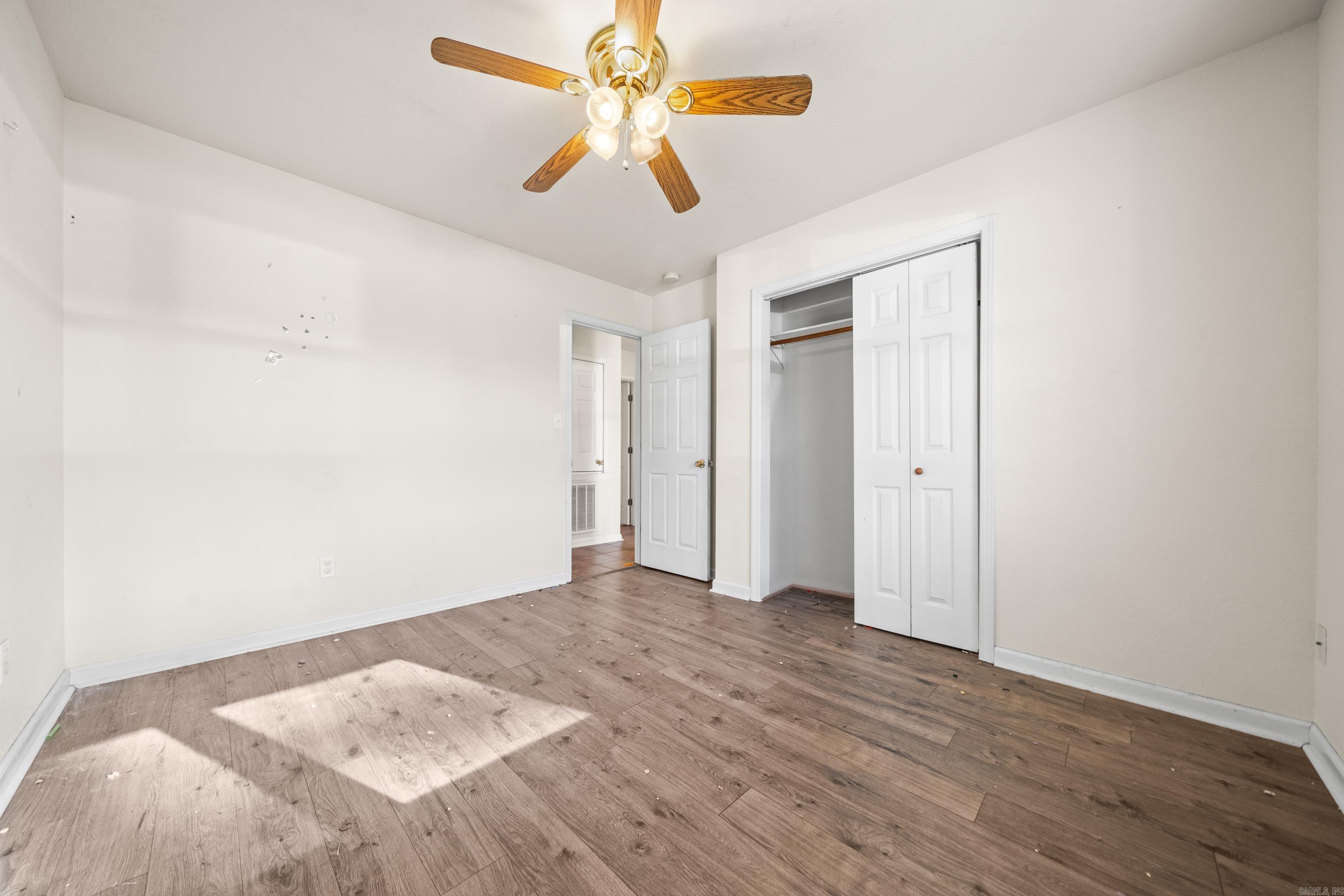 AYERS, HANK - Residential