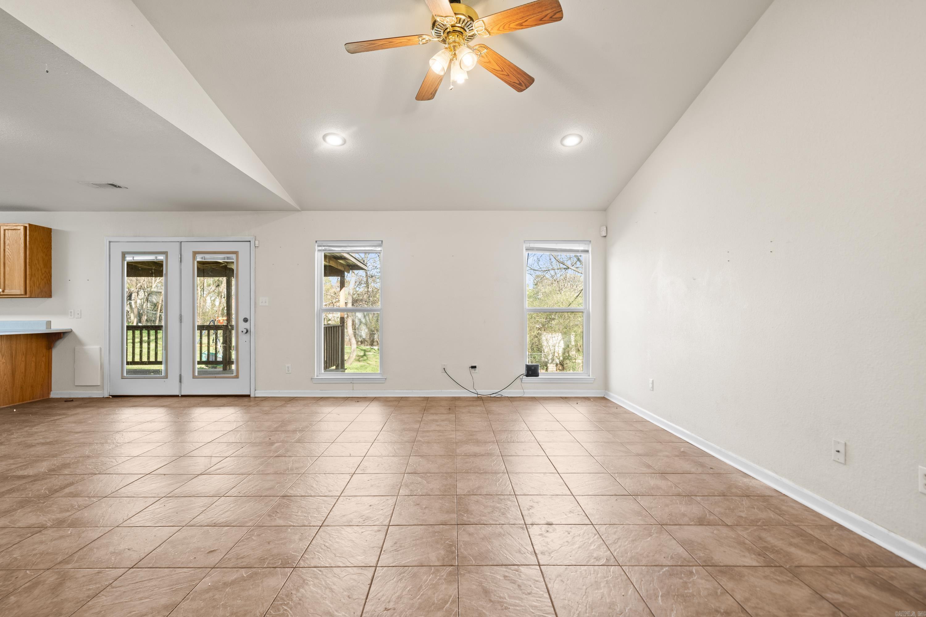 AYERS, HANK - Residential