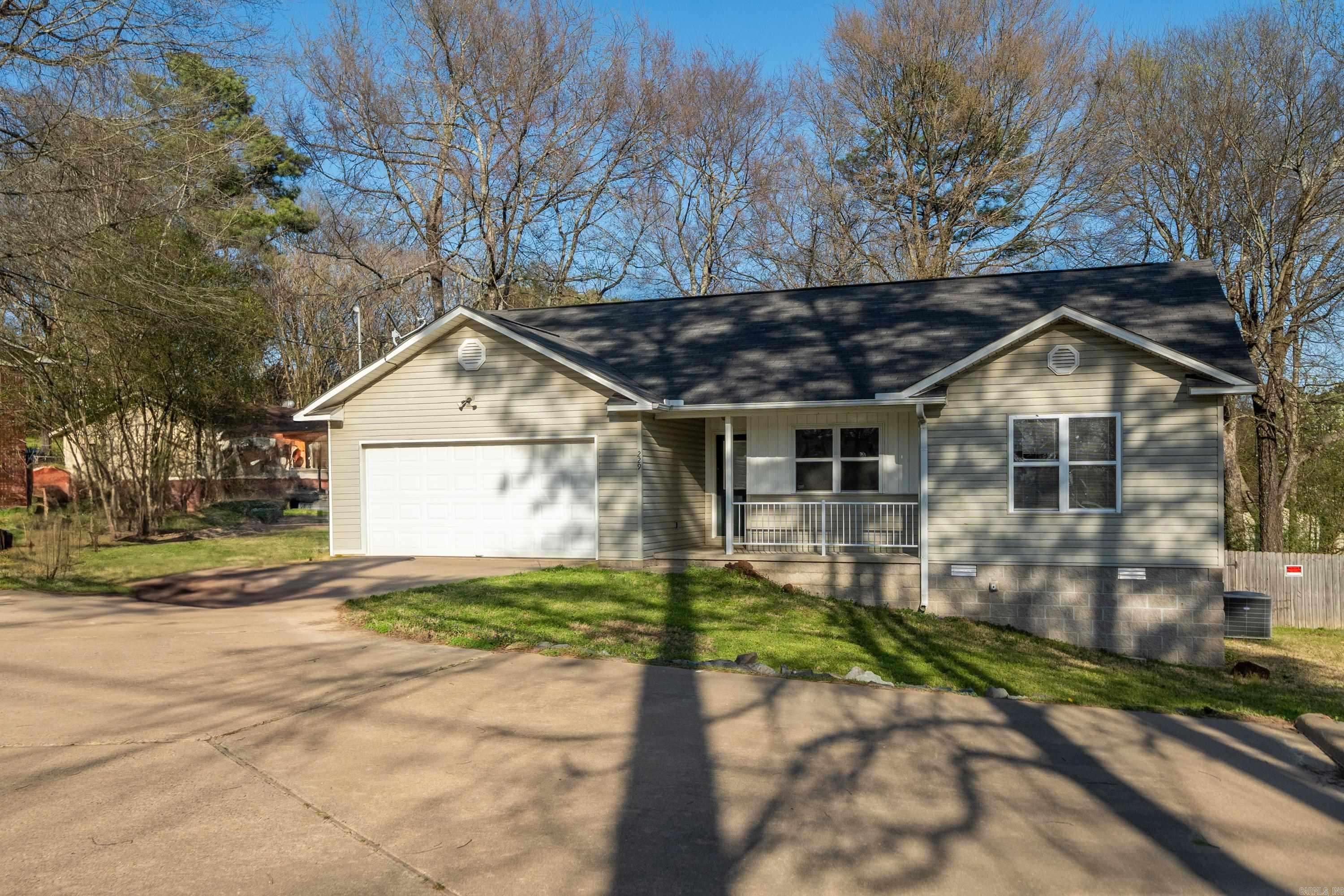 AYERS, HANK - Residential