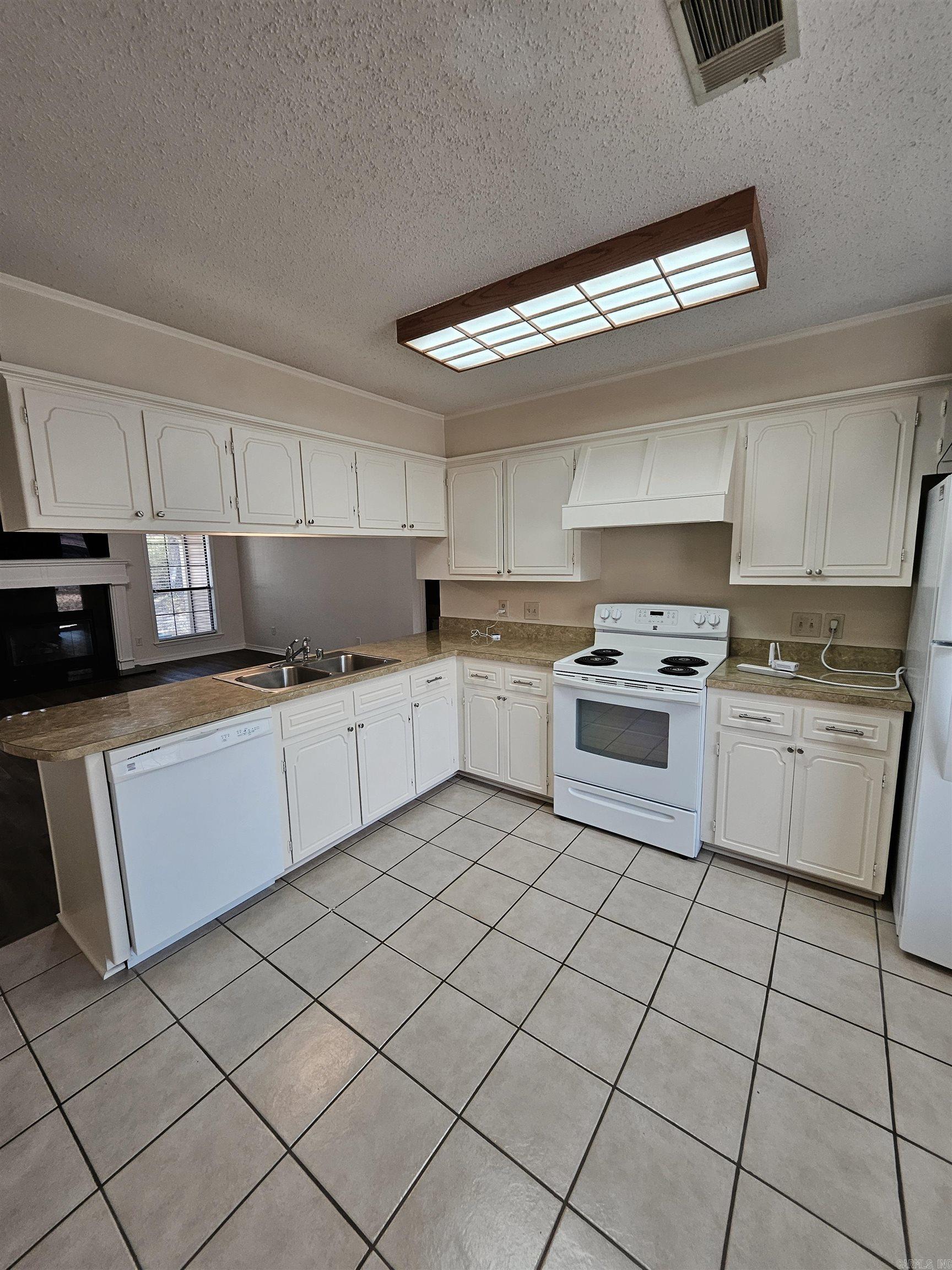 MAYFAIR ADDN - Residential